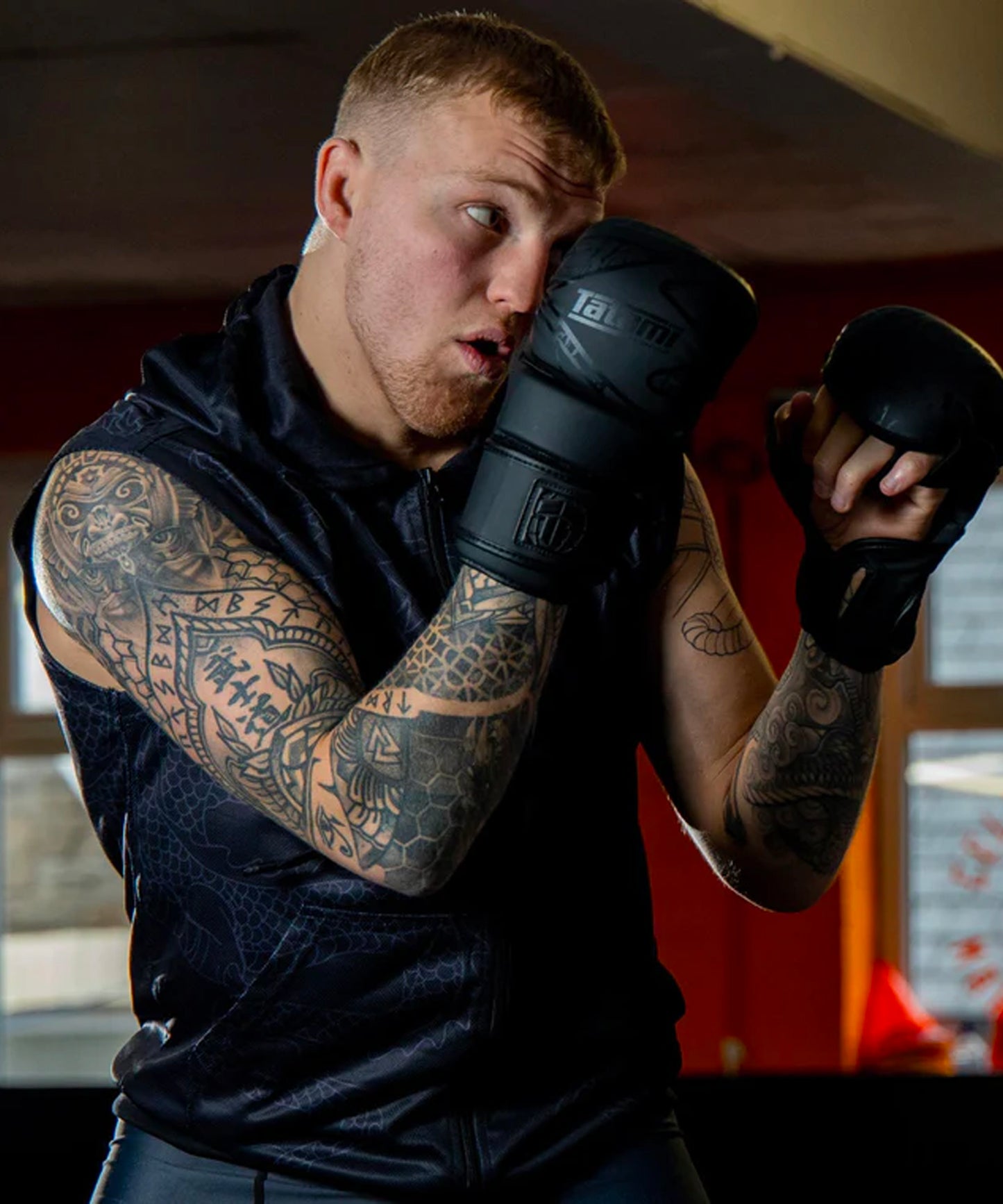 Tatami Fightwear Obsidian MMA-Handschuhe - Schwarz