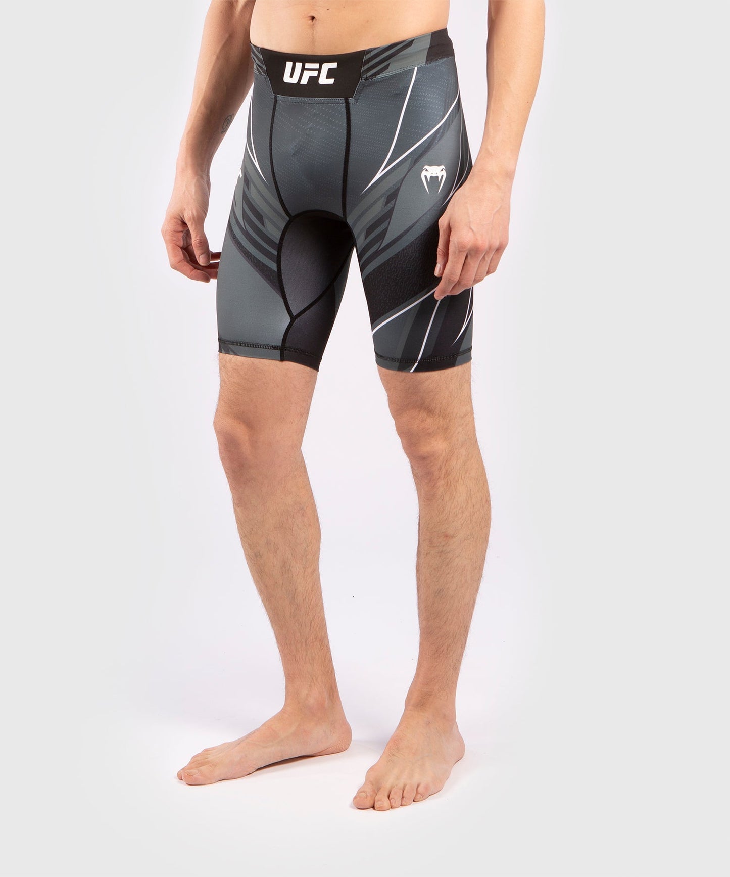Venum Pro Line Herren UFC Kompressionsshorts - Schwarz