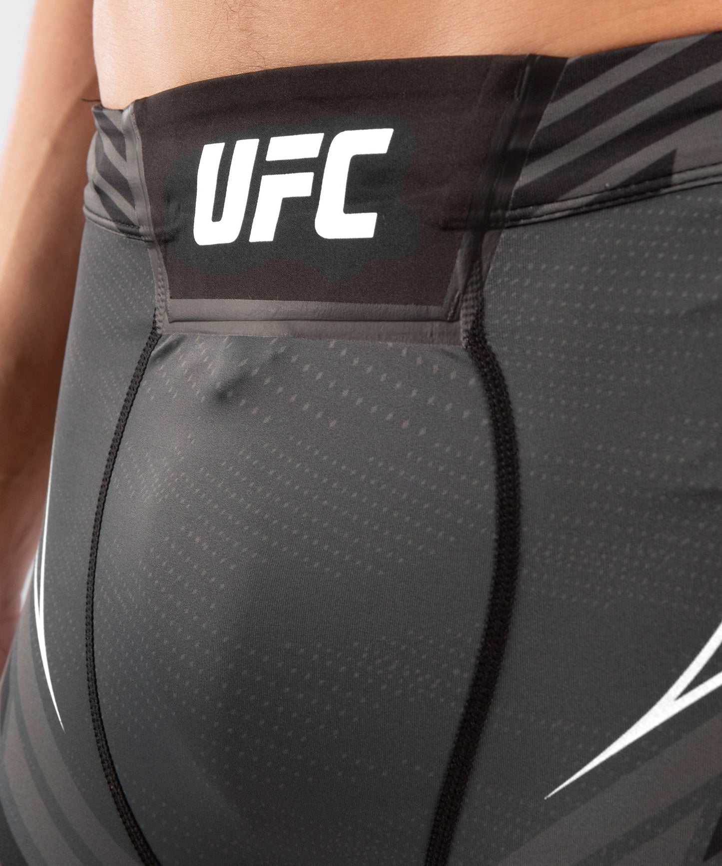 Men's UFC Venum Authentic Fight Night Compression Shorts - Short - Black