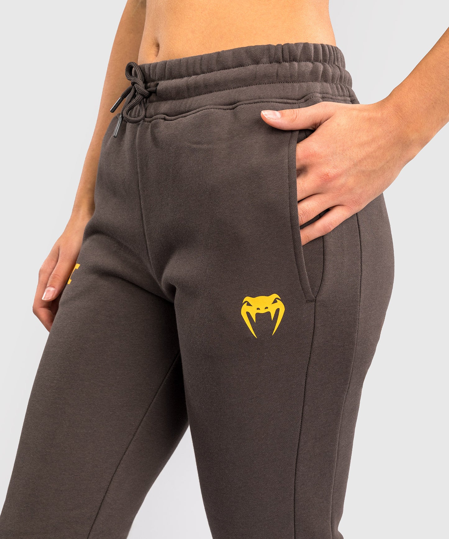 UFC Fusion by Venum Fight Week Damen Baumwollhose - Solid Erdiges Braun