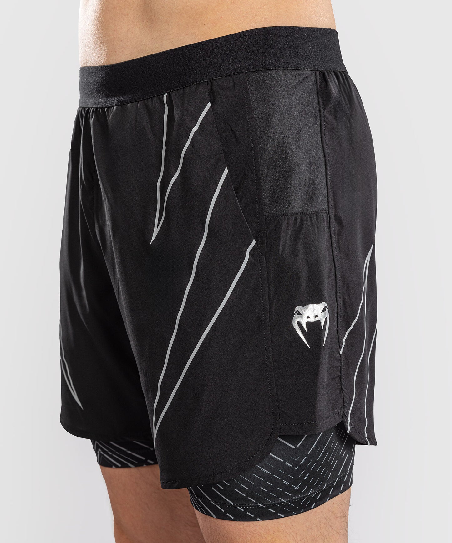 Short d’Entraînement Venum Midnight Fury – Noir/Gris/Argent