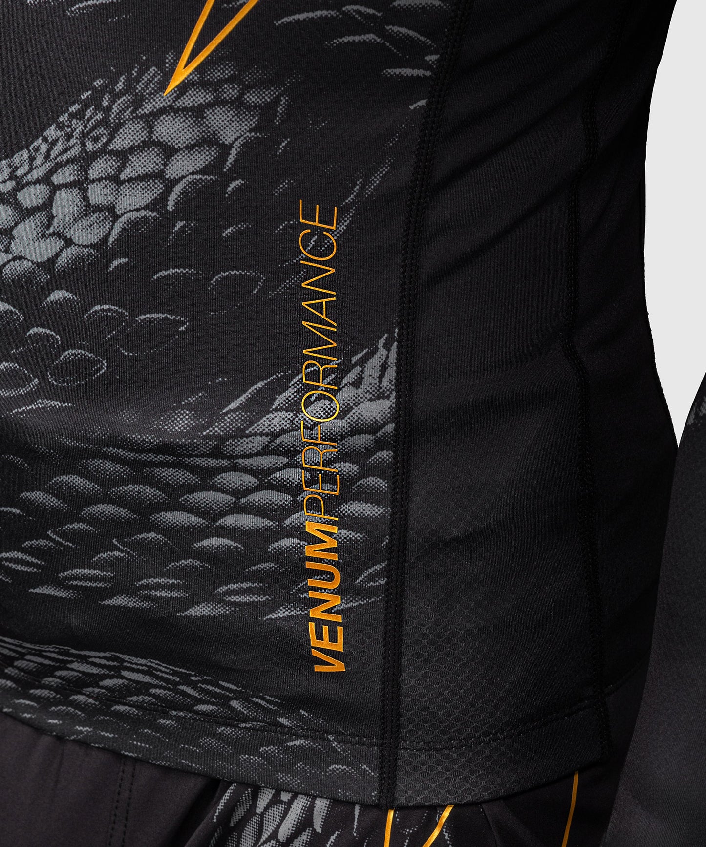 Rashguard à Manches Longues Venum Matupa - Noir/Gris/Or