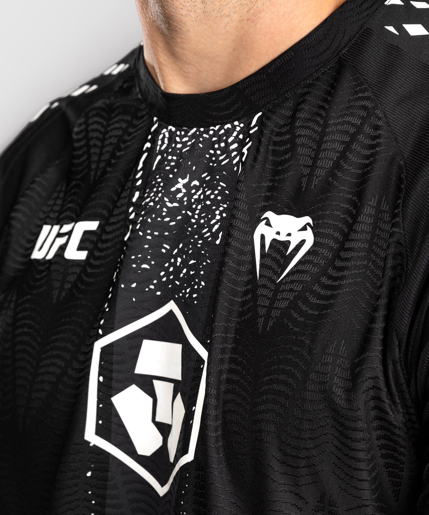 Maillot Officiel Walkout Homme UFC Zenith by Venum Authentic Fight Night - Noir
