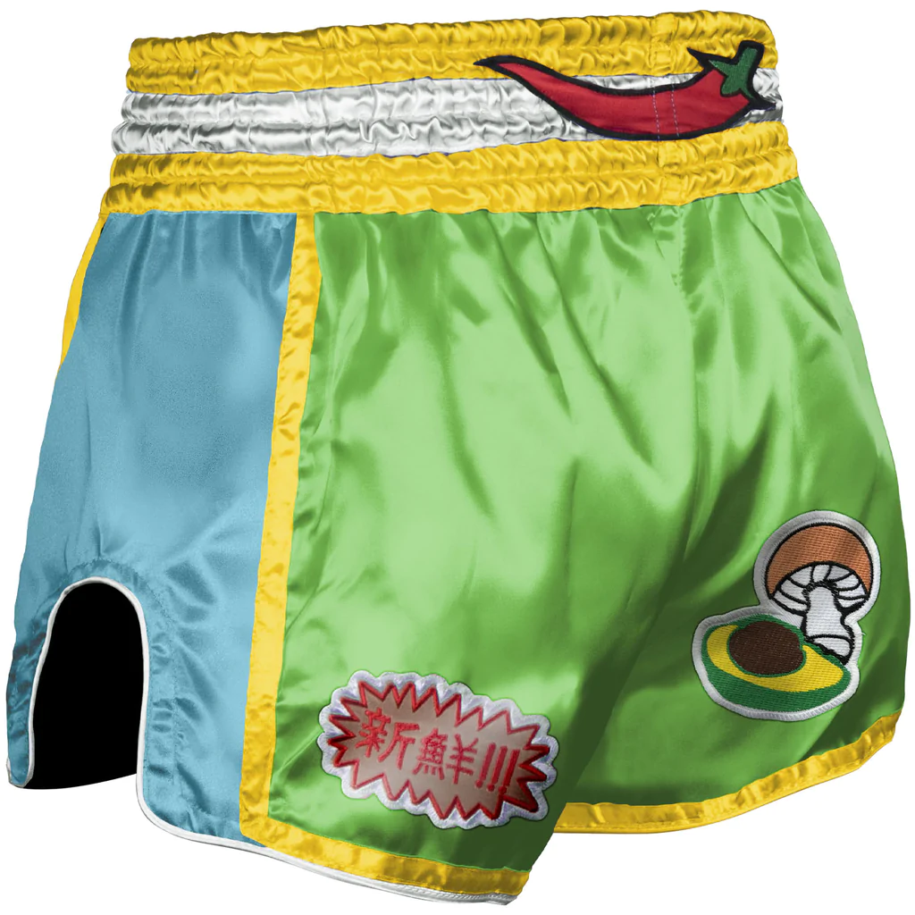 8 Weapons YUMMY Pantaloncini da Muay Thai - Verde