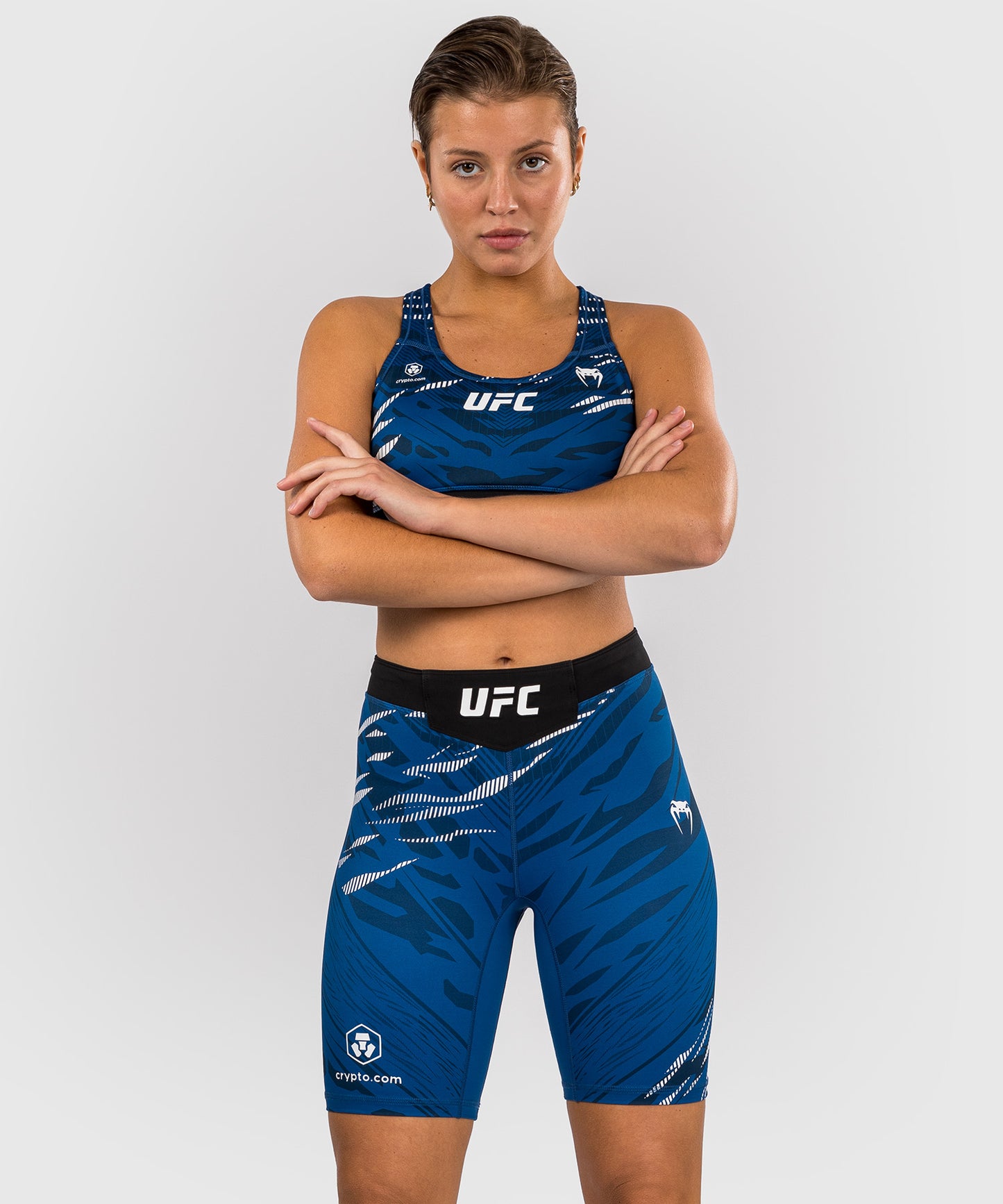 UFC Fusion by Venum Authentic Fight Night Vale Tudo Shorts para Mujer - Ajuste Largo - Azul