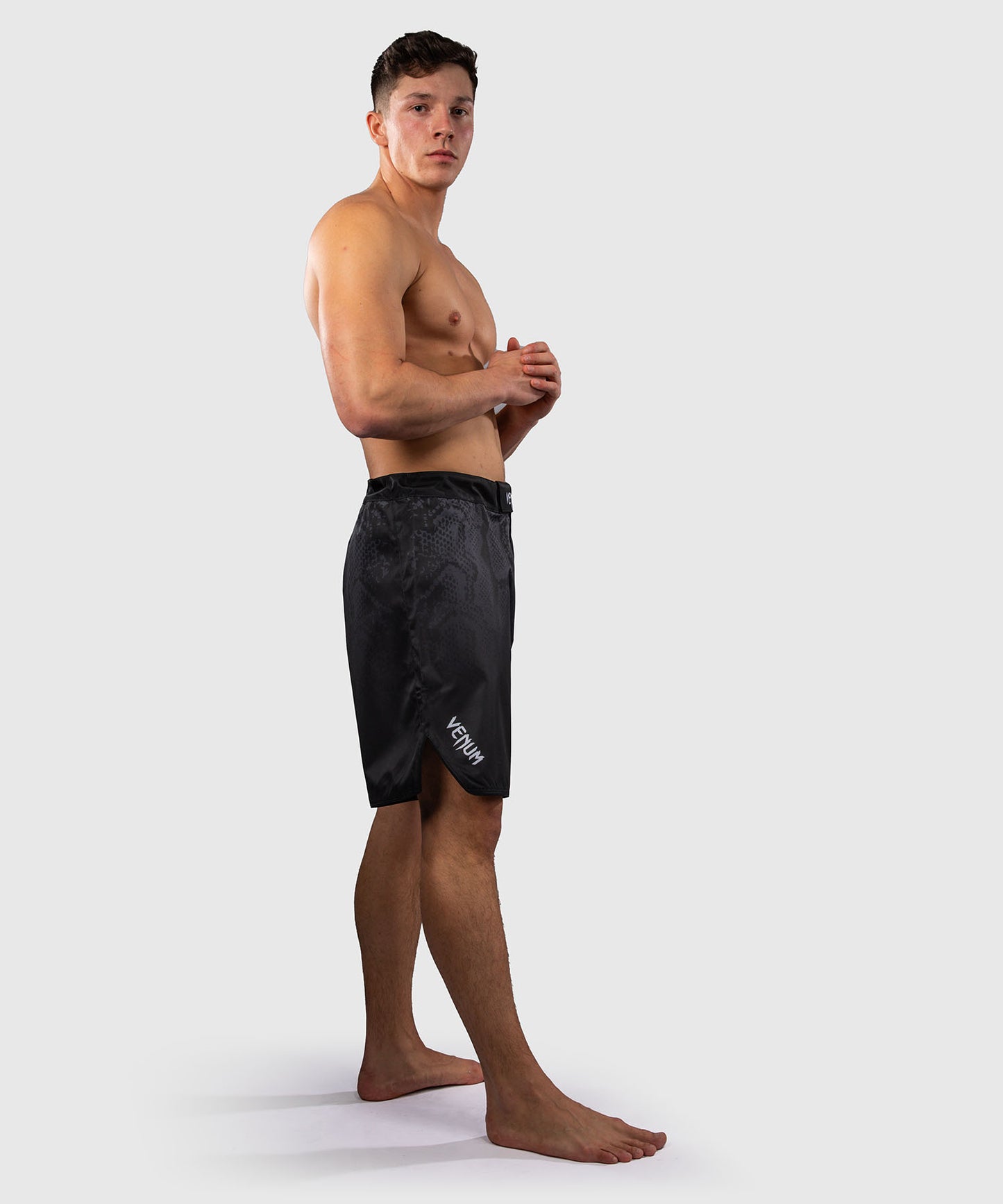 Venum Black Viper Fightshort - Black