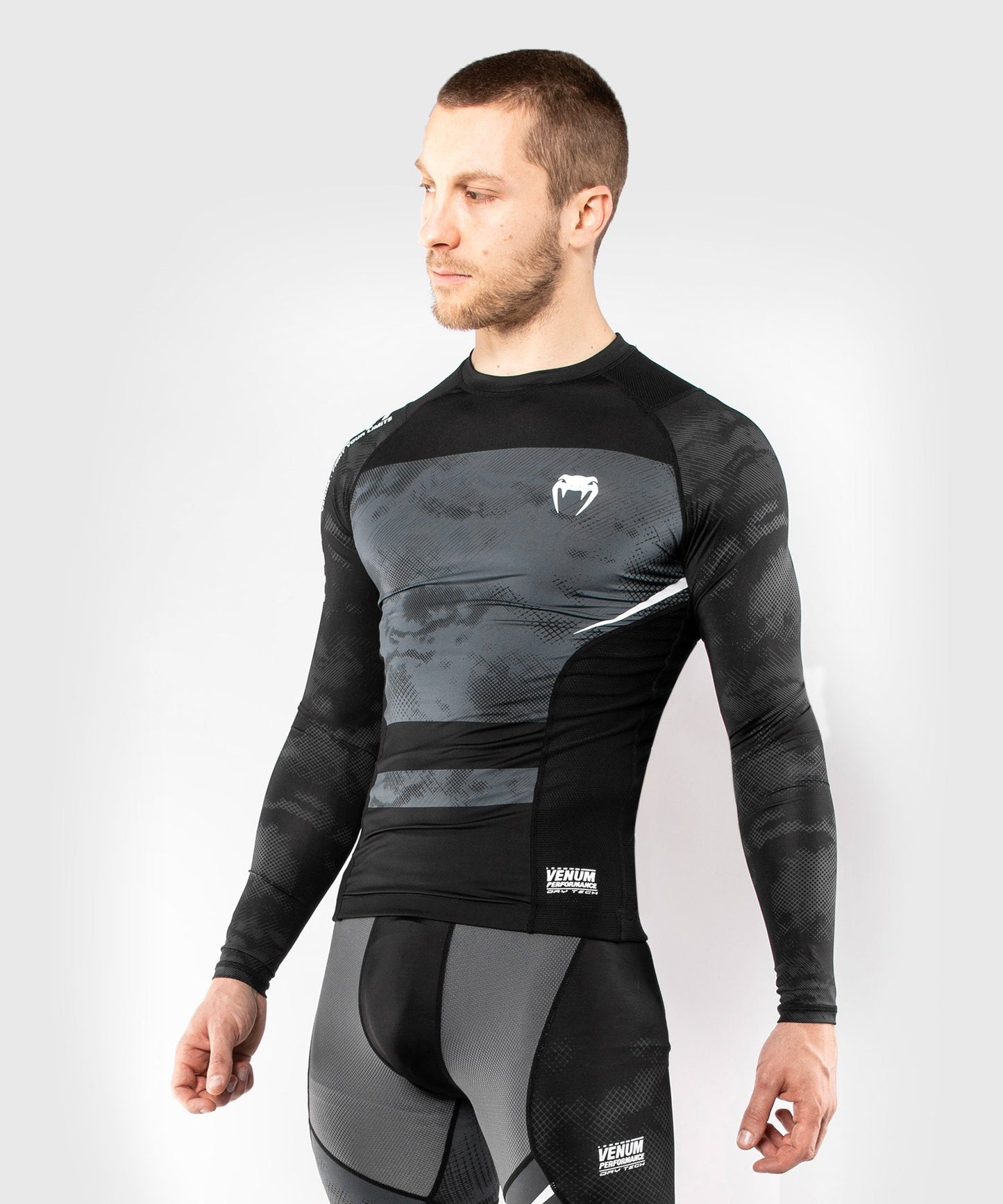 Venum Sky247 Rashguard - Long Sleeves