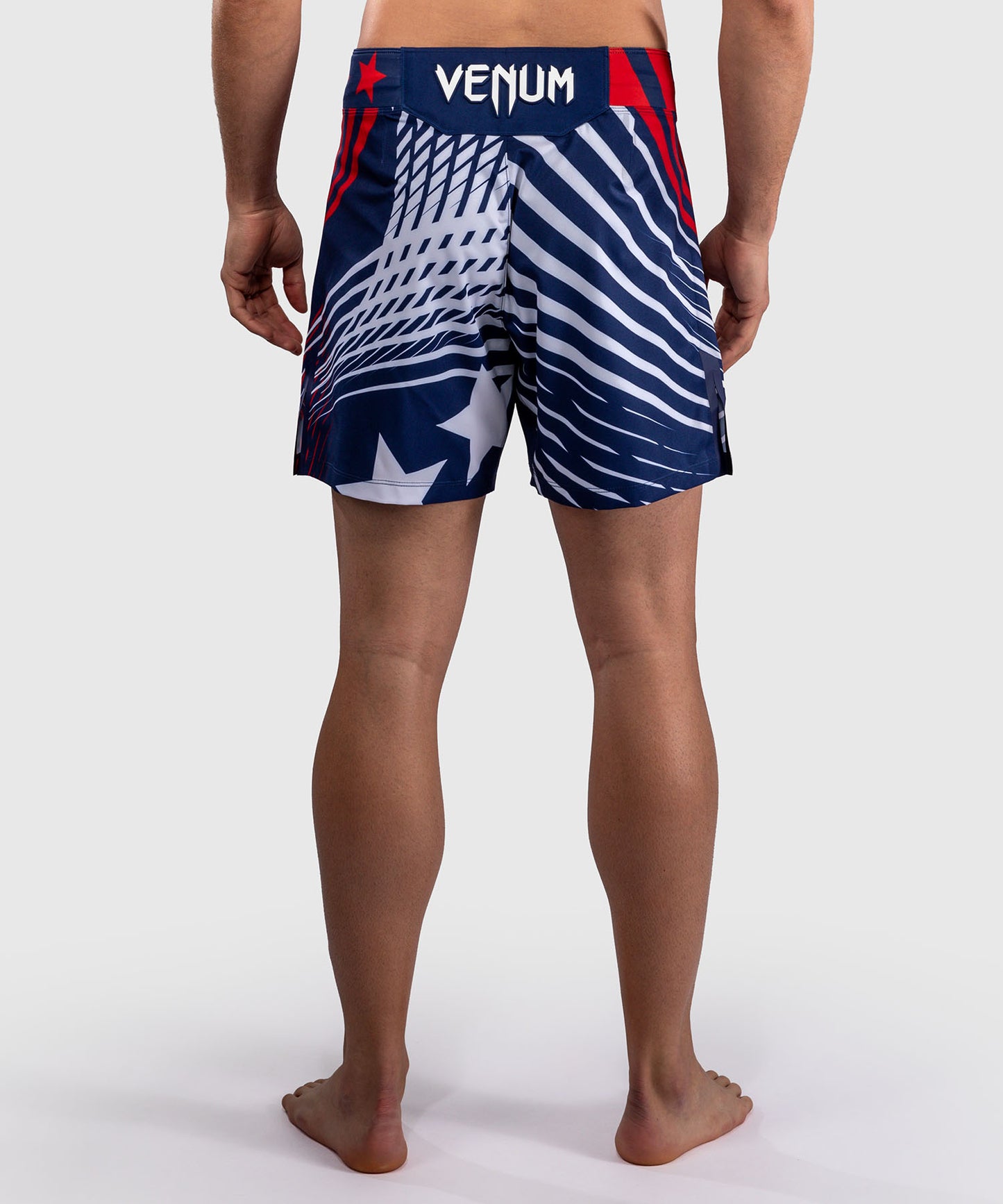 Official UFC Freedom 250 by Venum Authentic Fight Night Pantaloncini da combattimento taglio corto da uomo - Blu