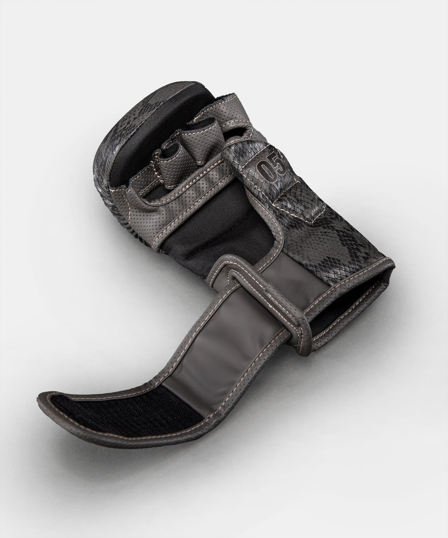 Gants de sparring MMA Midnight Fury Venum - Noir/Gris/Argent