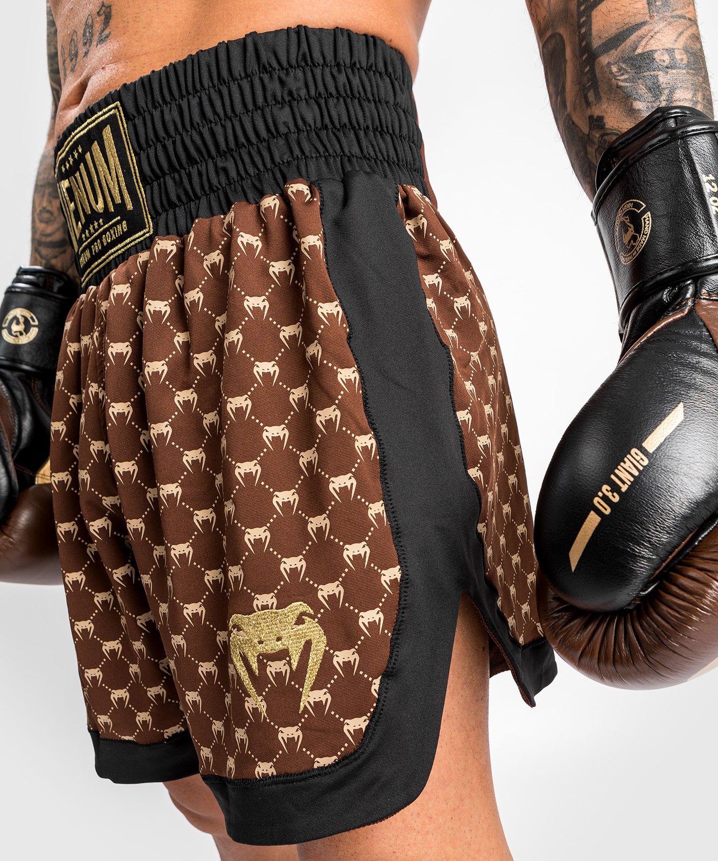 Short de Boxe Venum Monogram - Noir/Marron