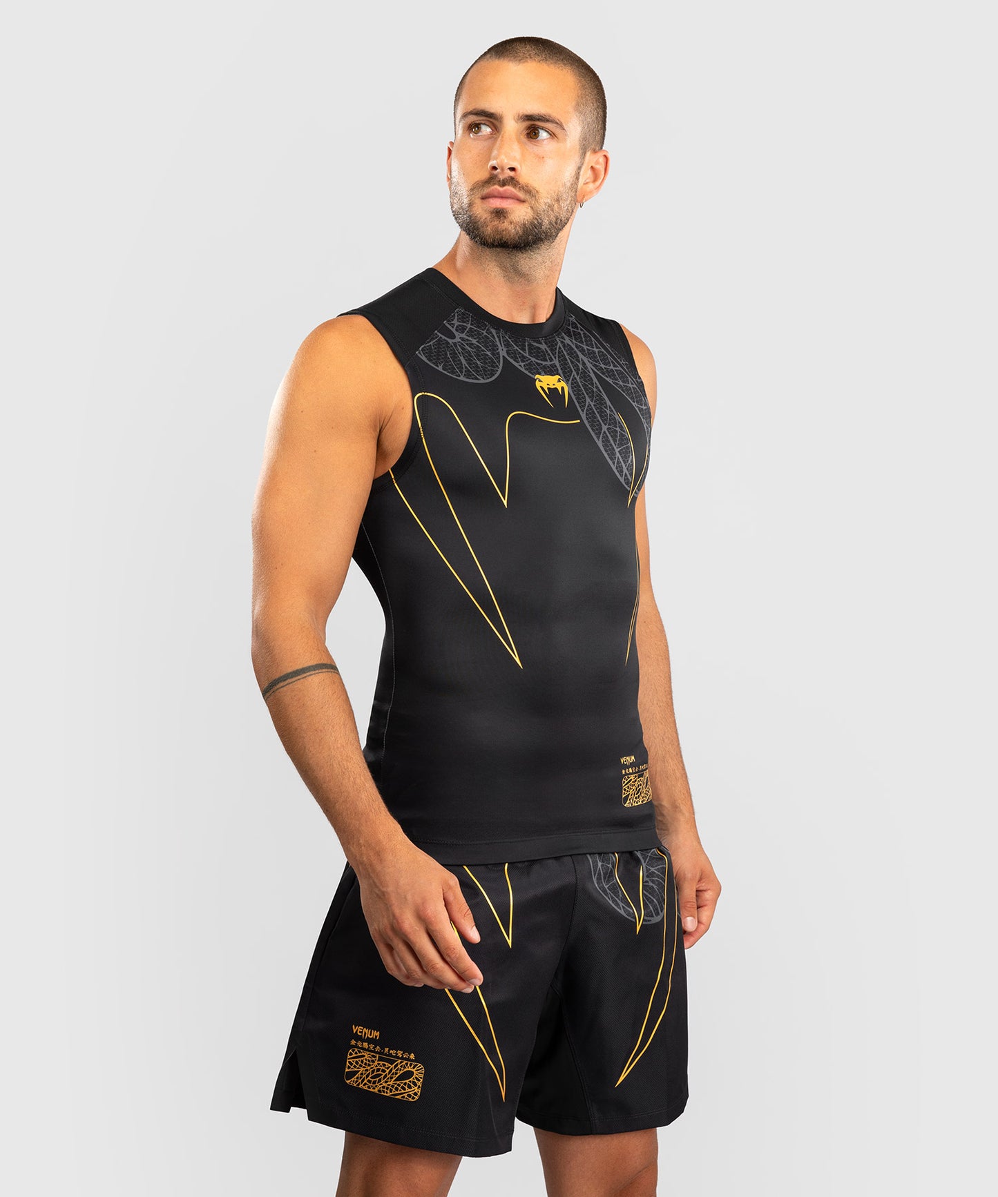 Rashguard Sans Manches Venum Serpenti – Noir/Argent/Or