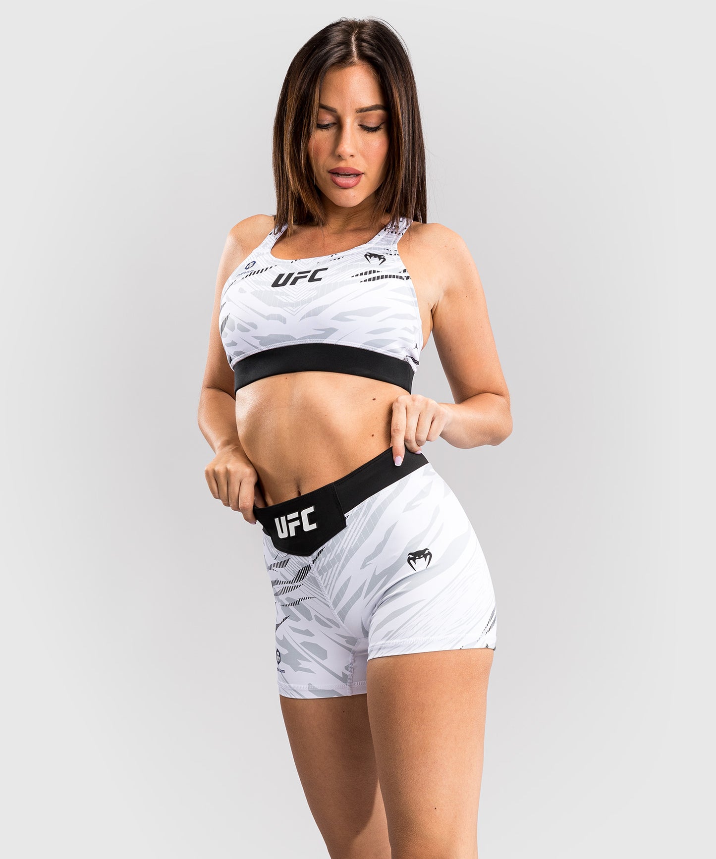 Short de compression pour Femmes UFC Fusion by Venum Authentic Fight Night - Coupe Courte - Blanc