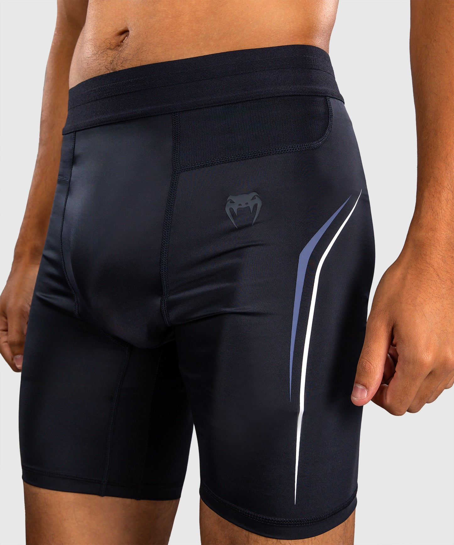 Venum G-Core Pantalón Corto de Compresión - Azul Marino/Blanco