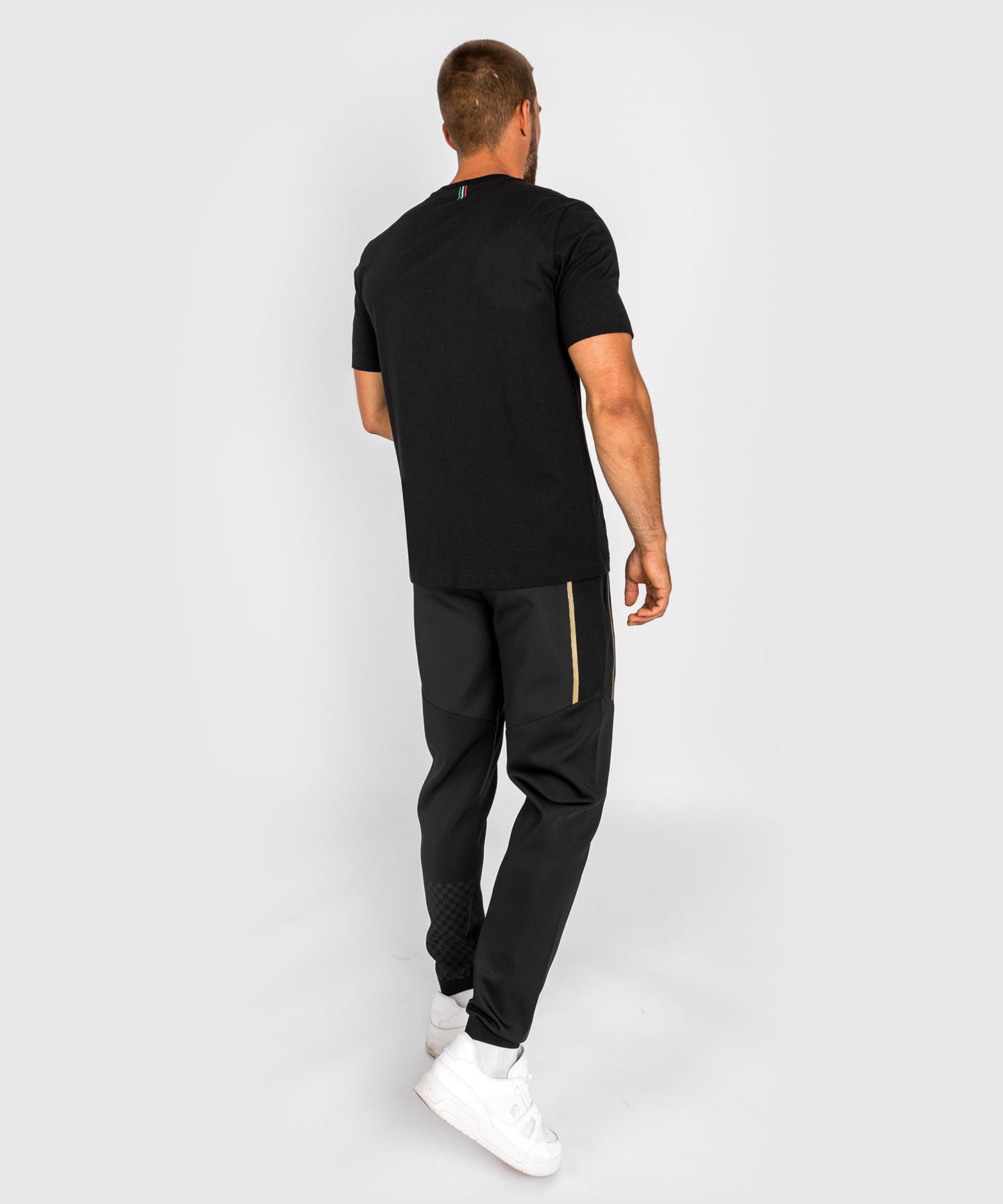 Camiseta Venum Abarth #1 - Negro/Oro