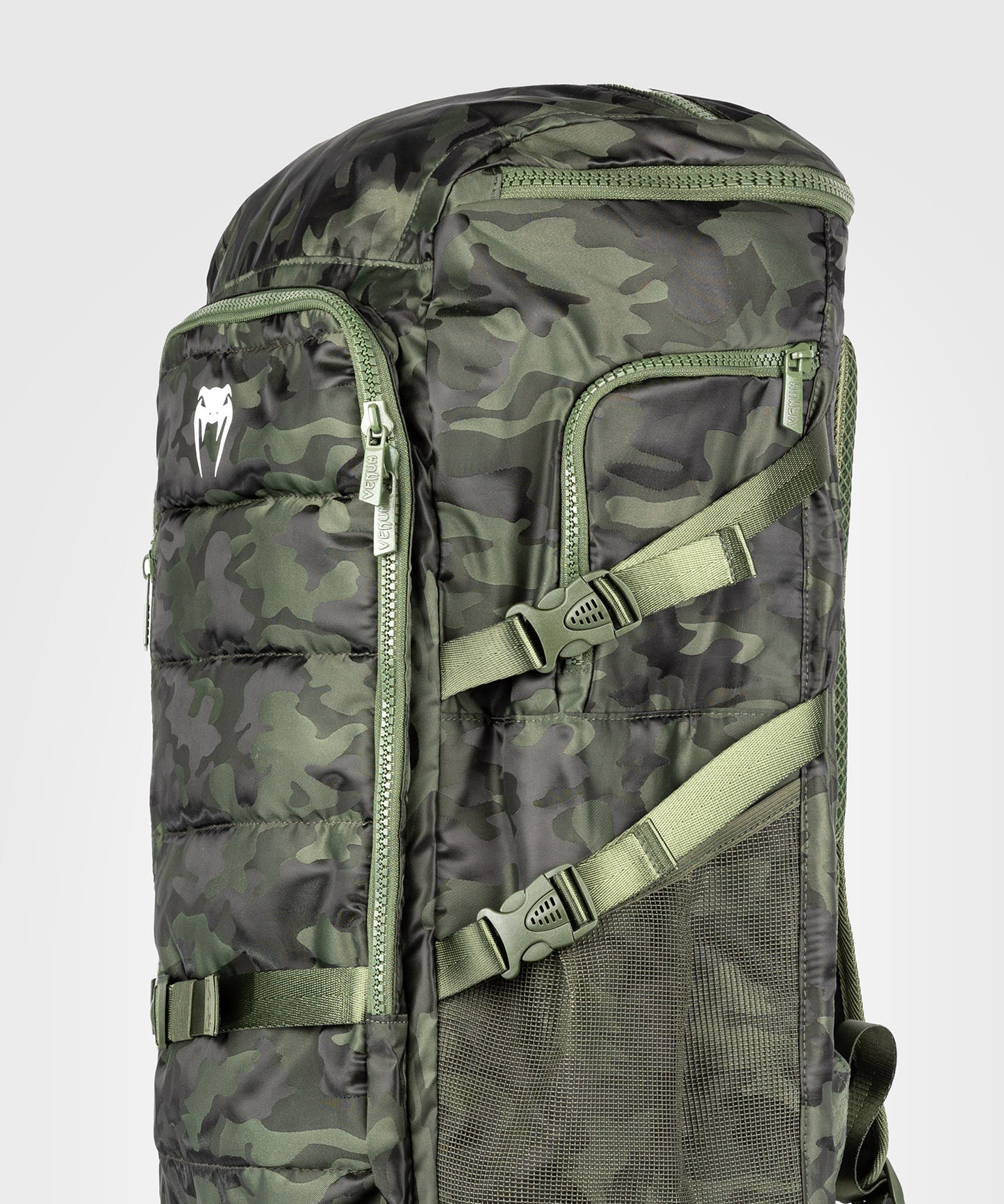Venum Challenger Xtrem Mochila (50-63L) – Caqui/Camo
