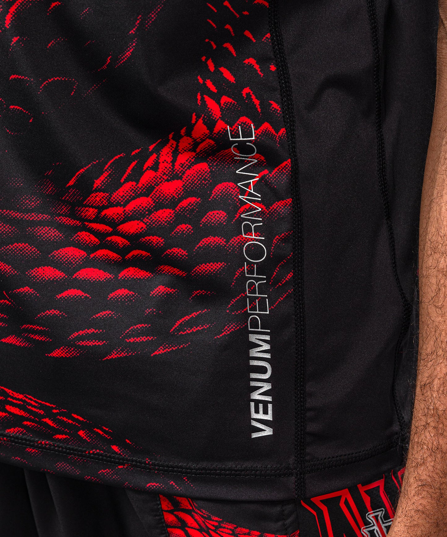 Venum Matupa Dry-Tech-T-Shirt - Schwarz/Rot/Silber