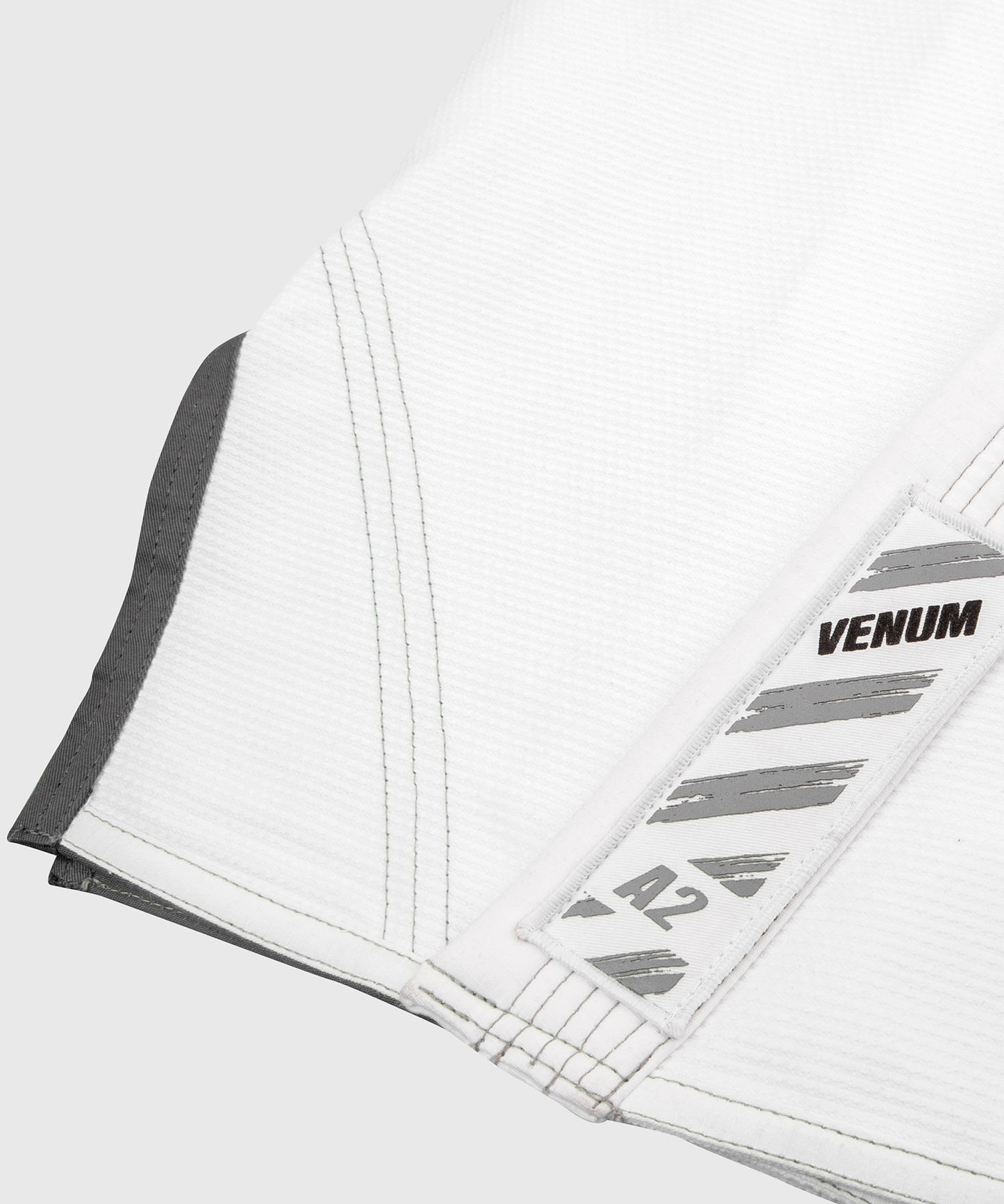 Venum Power 2.0 Light JJB Kimono - Weiß