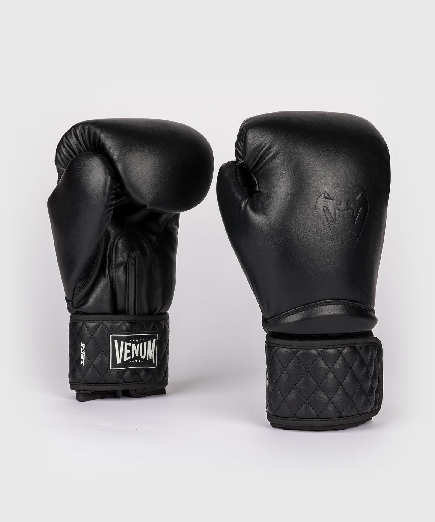 Venum Impact Classic Boxhandschuhe - Schwarz