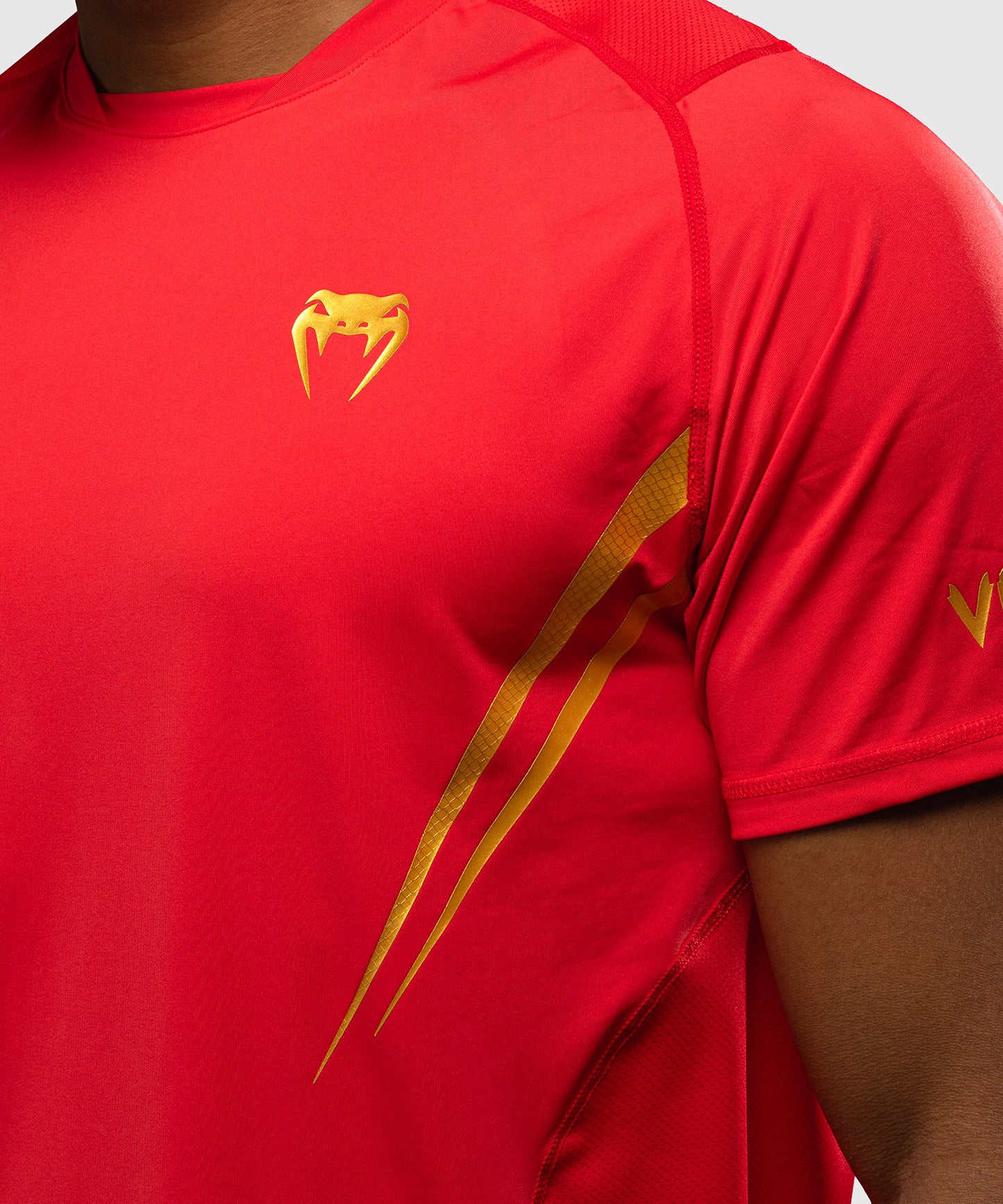 Venum x WOW FC Dry-Tech T-Shirt - Fury Rot/Gold