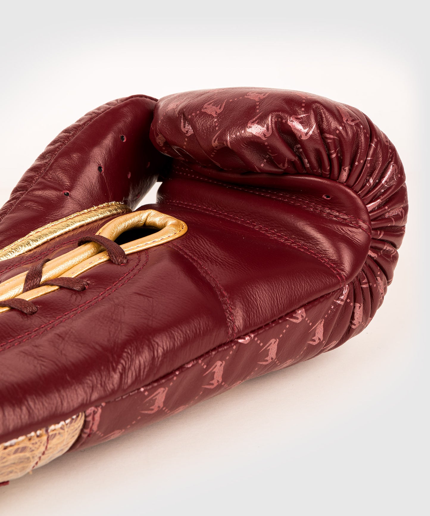 Venum Coco Monogram Pro Boxhandschuhe – Garnet Red