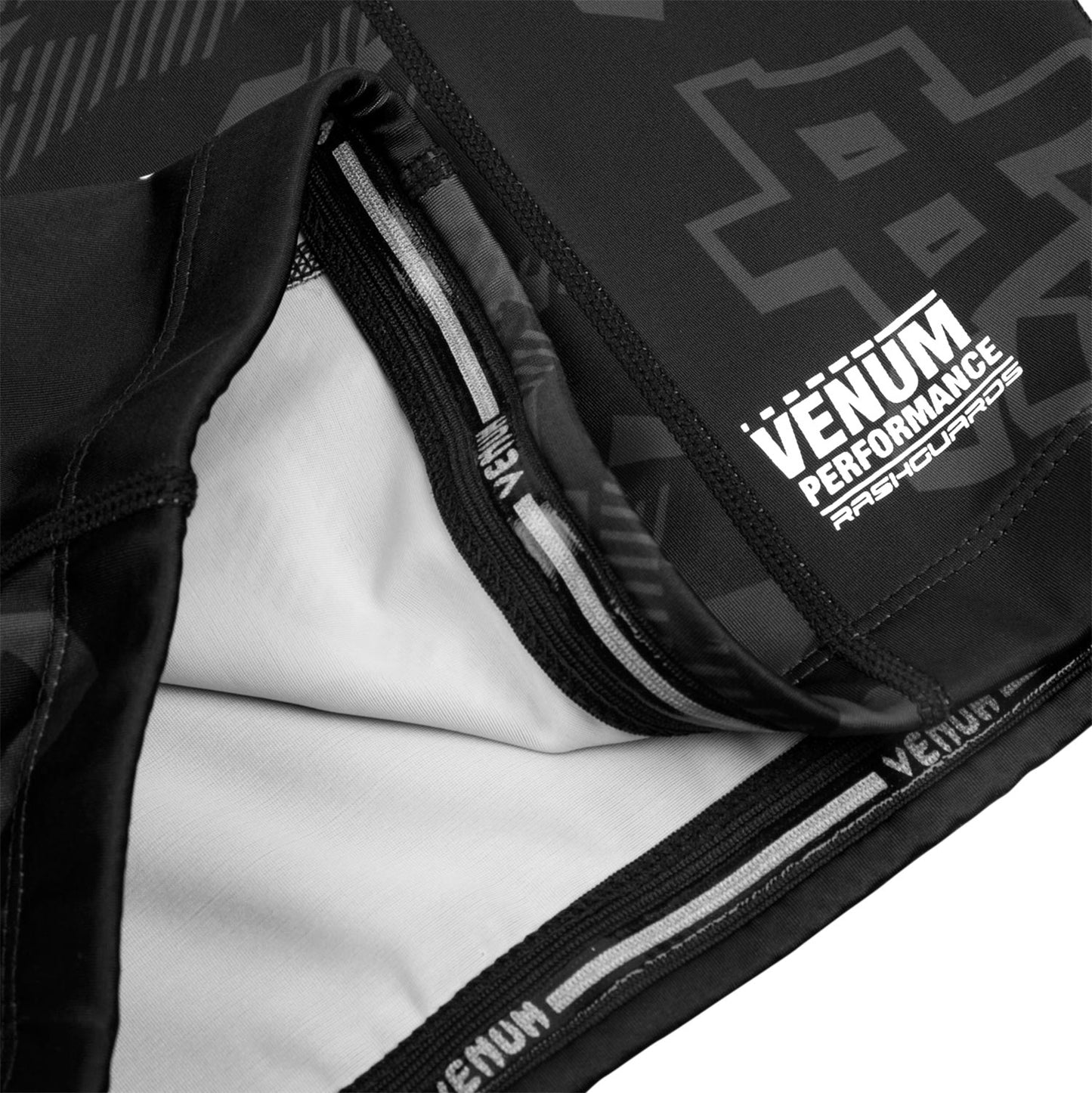 Rashguard Venum Okinawa 2.0 - Manches courtes - Noir/Blanc