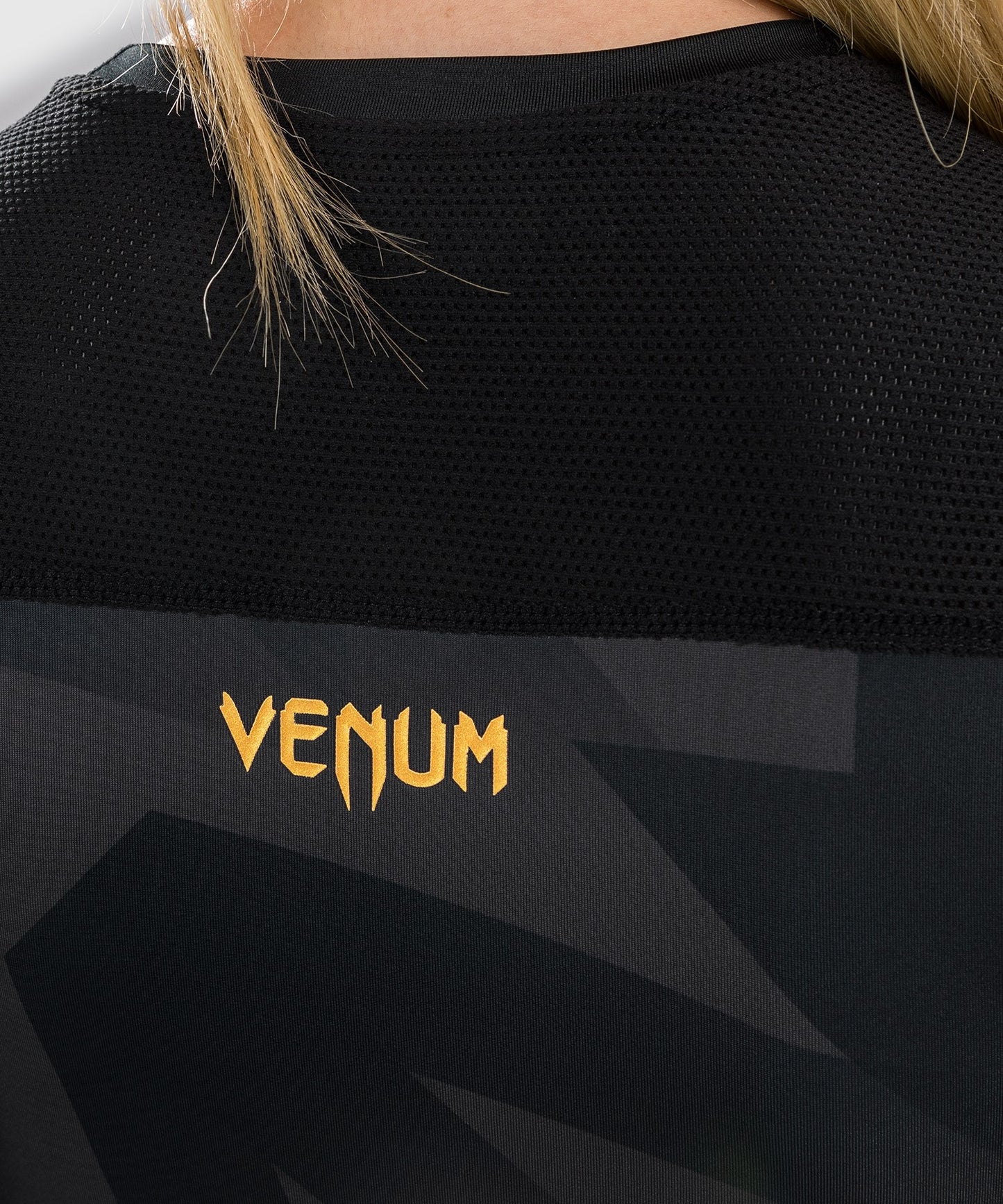 Venum Razor Kompressions-T-Shirt - Langarm - Für Damen - Schwarz/Gold