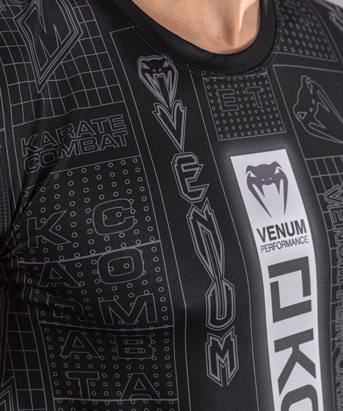 Débardeur Dry Tech Karate Combat by Venum – Noir/Gris