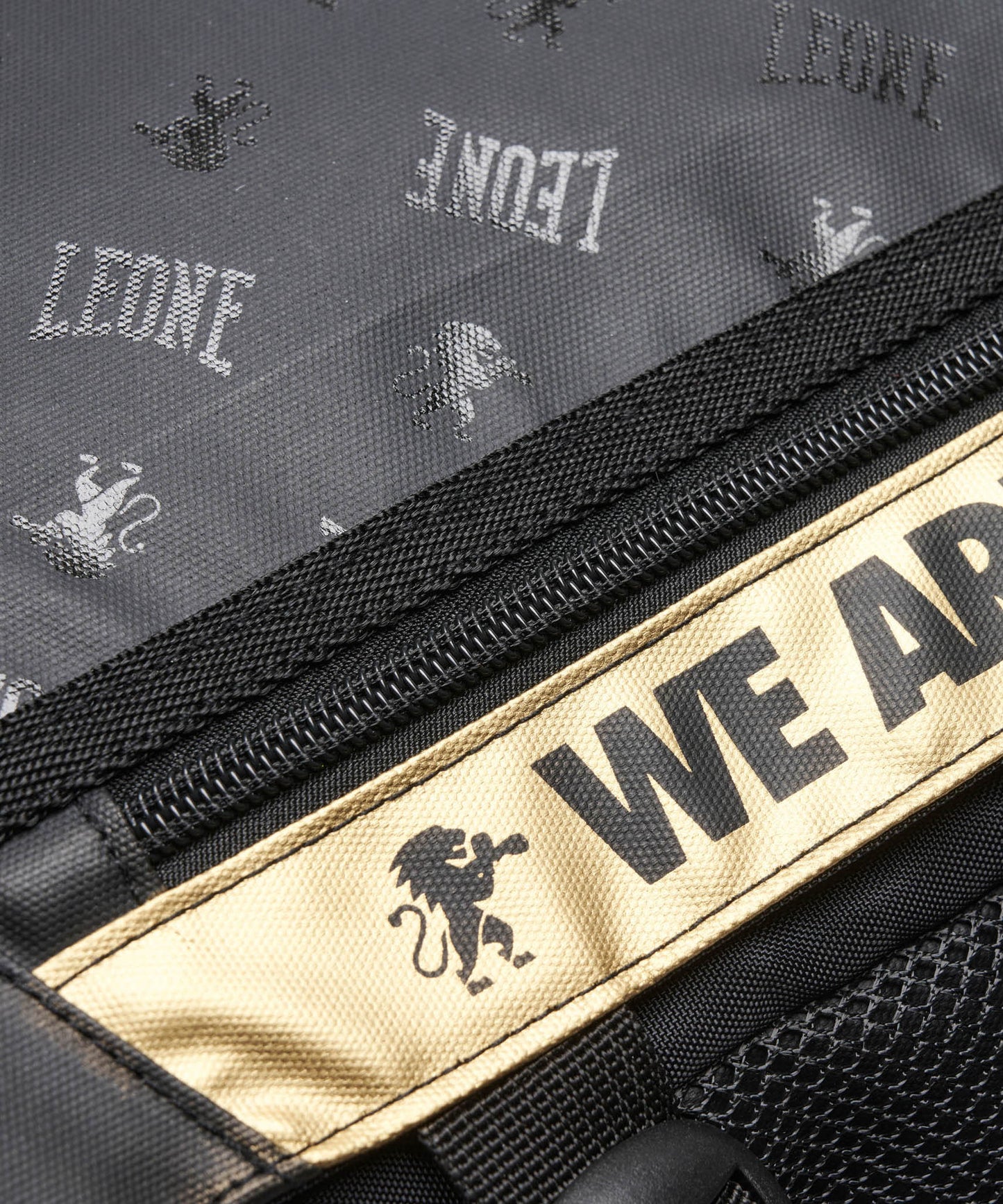 Leone DNA Mochila – Negro/Dorado