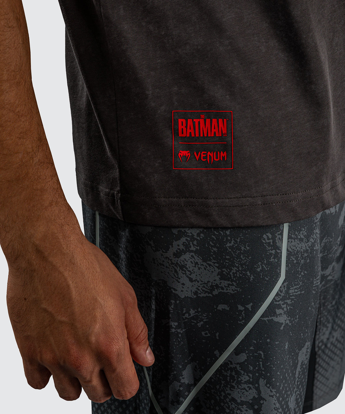 Venum x Batman Camiseta de algodón - Gris/Negro/Rojo