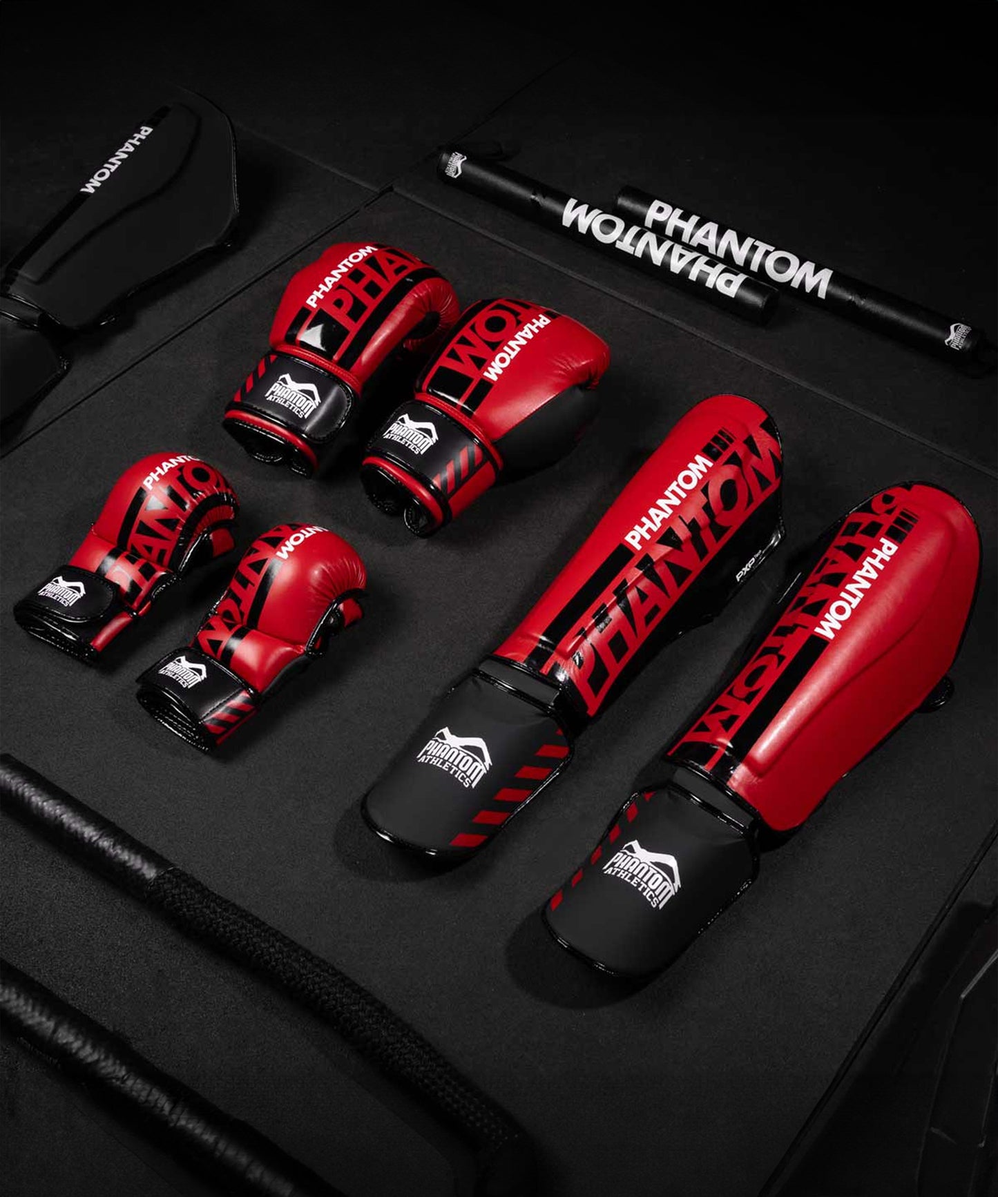Phantom Athletics Apex Schienbeinschoner - Rot