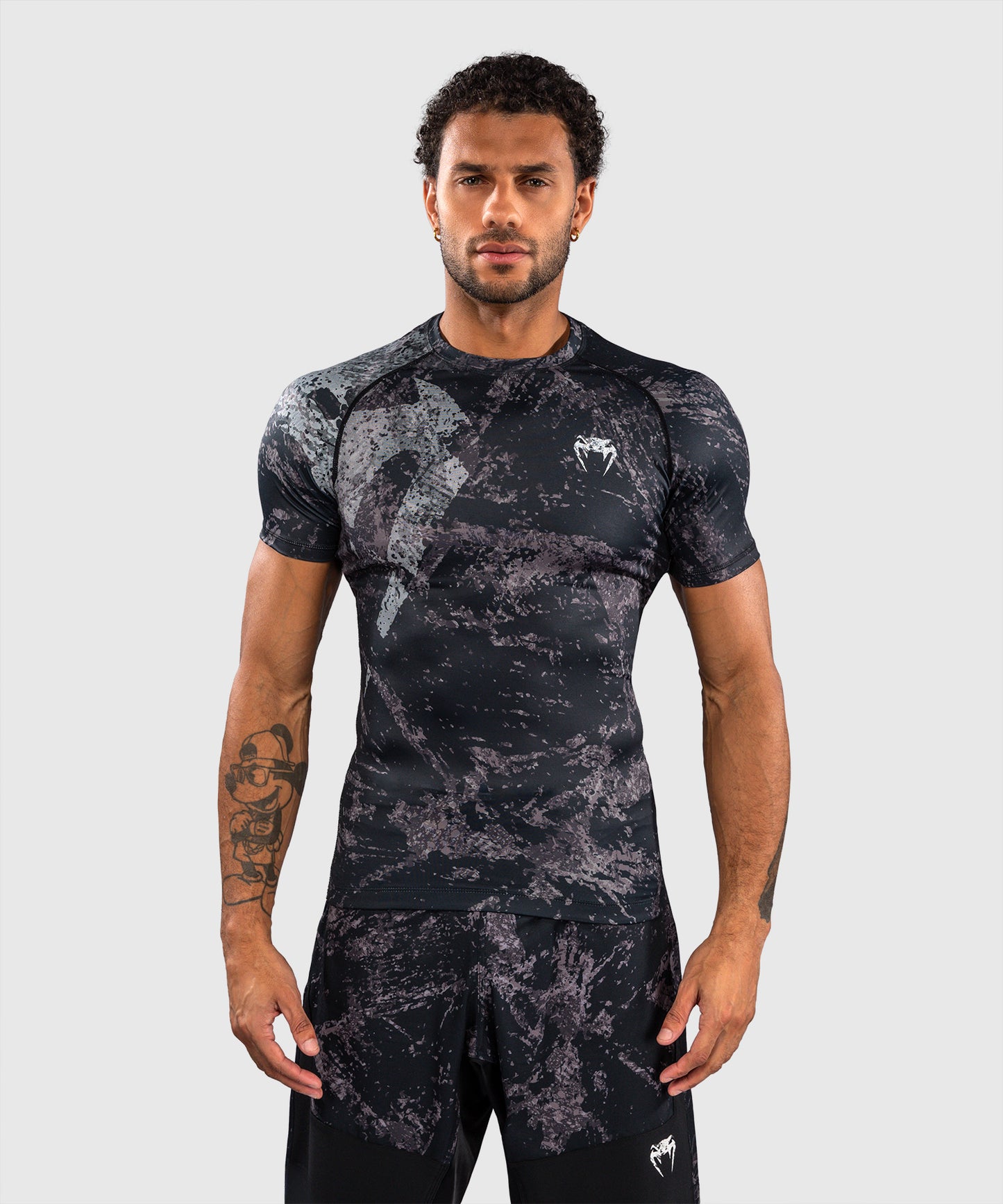 Venum Rage & Workout Rashguard a Maniche Corte - Nero/Grigio