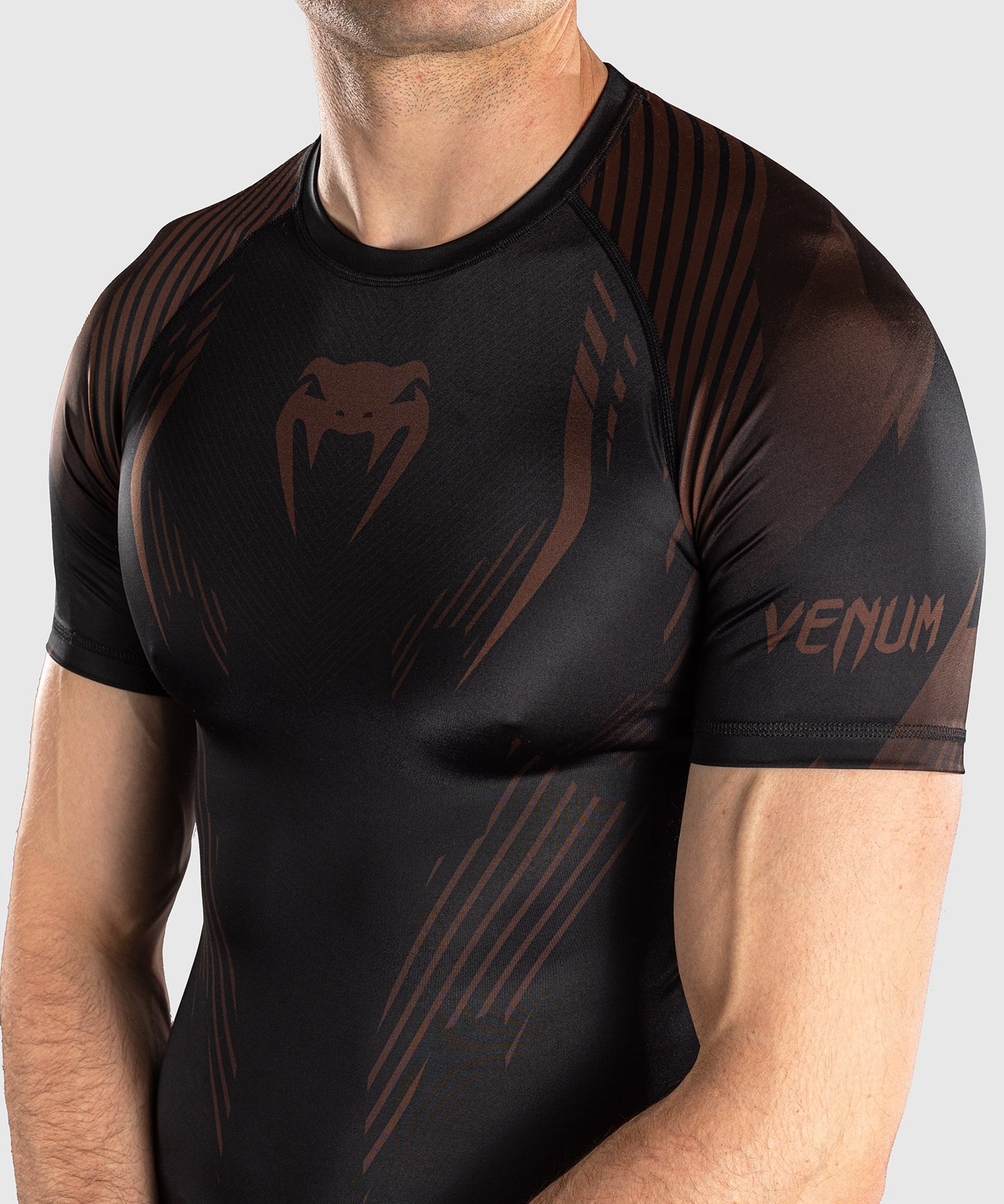 Rashguard à Manches Courtes Venum No-Gi 6.0 - Noir/Marron
