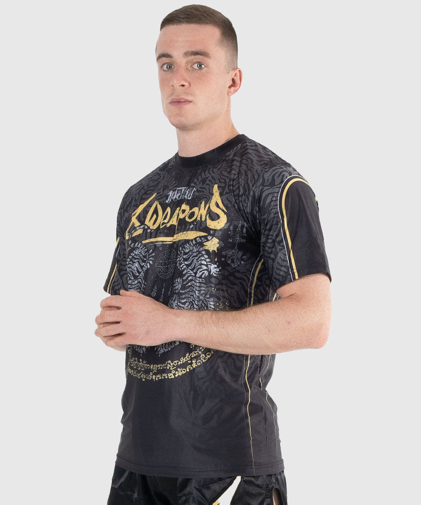8 Weapons Functional Tiger Yant Camiseta - Negro/Amarillo