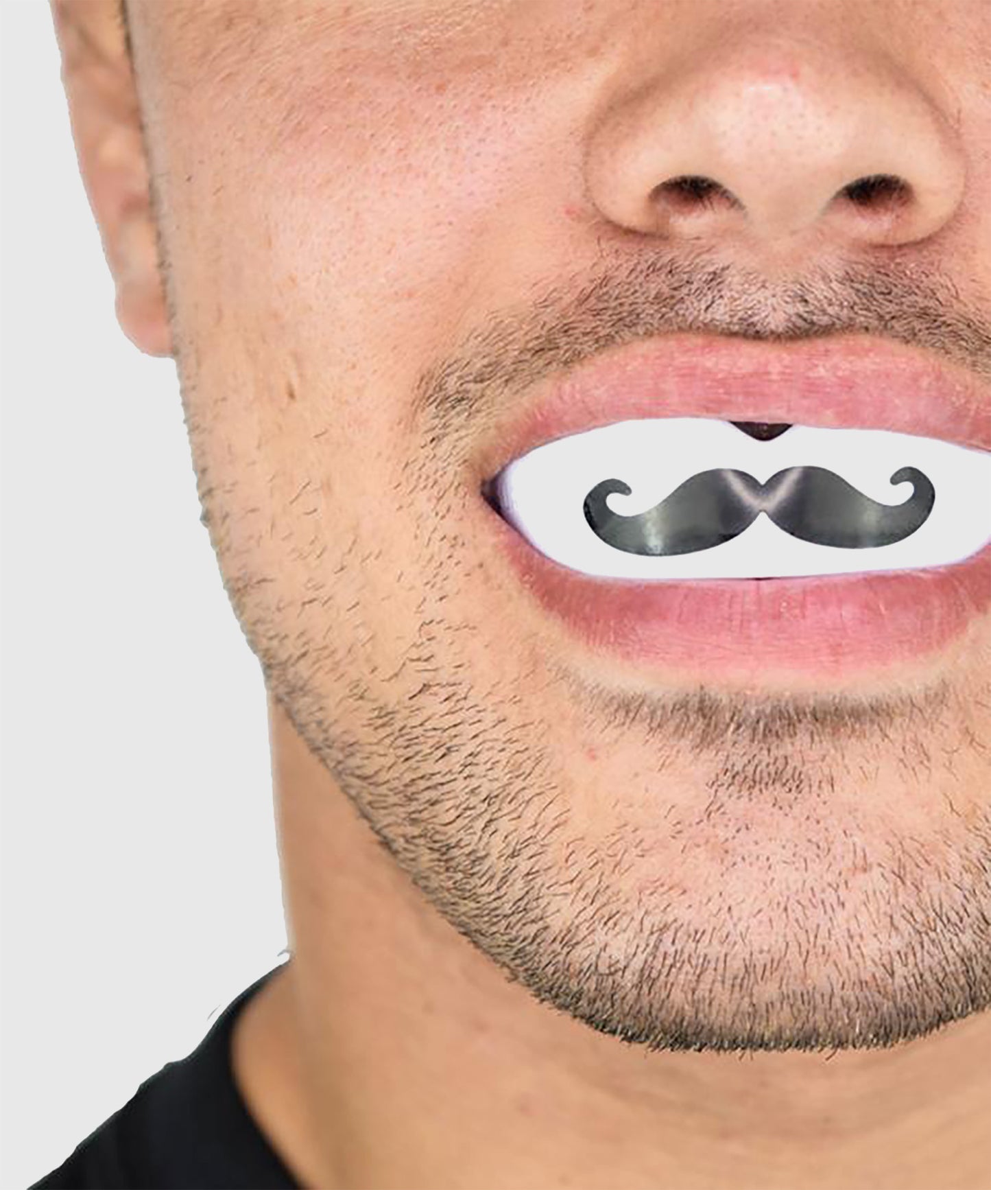 Safejawz Moustache Zahnschutz – Weiß/Schwarz