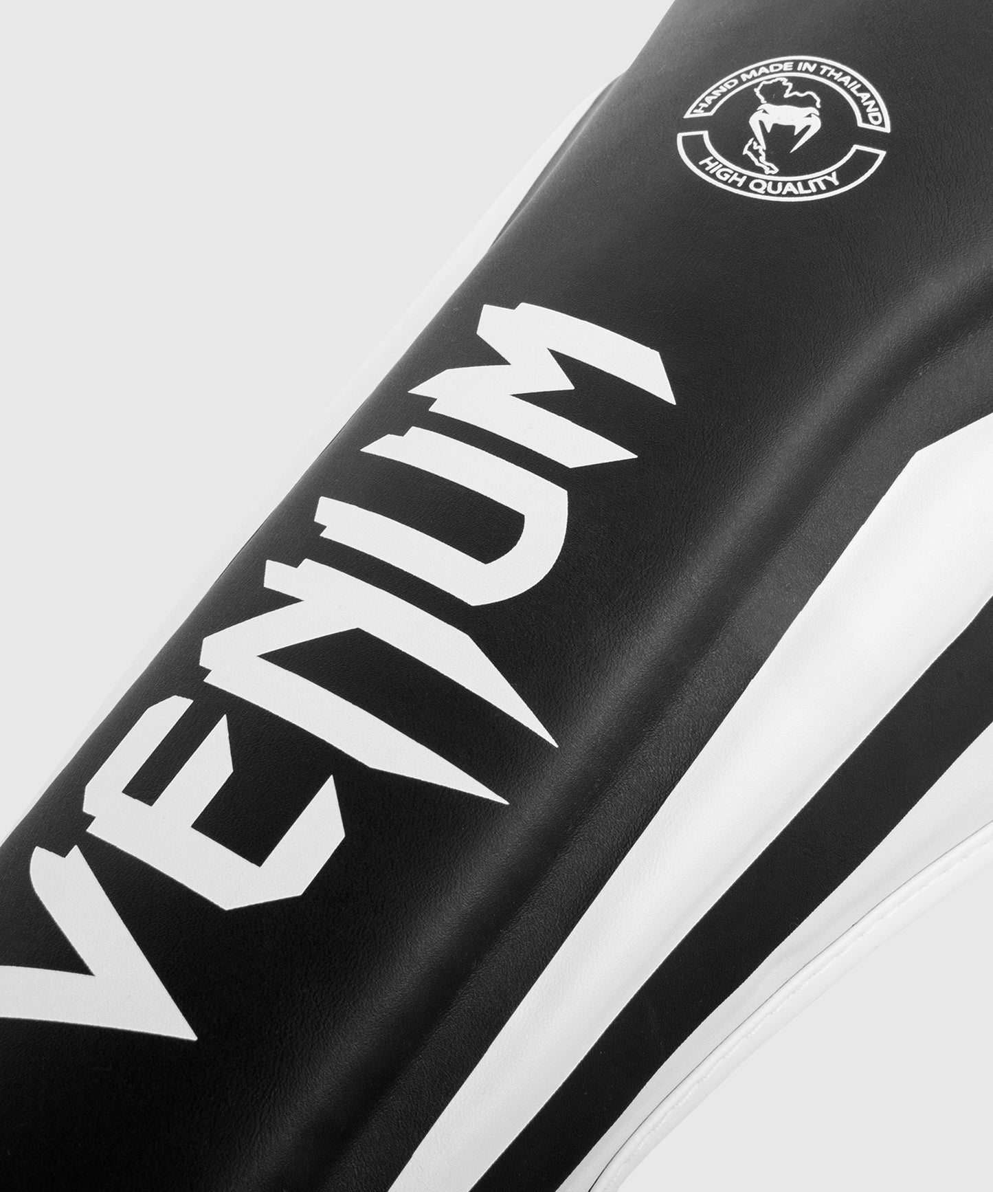 Venum Elite Espinerillas - Negro/Blanco