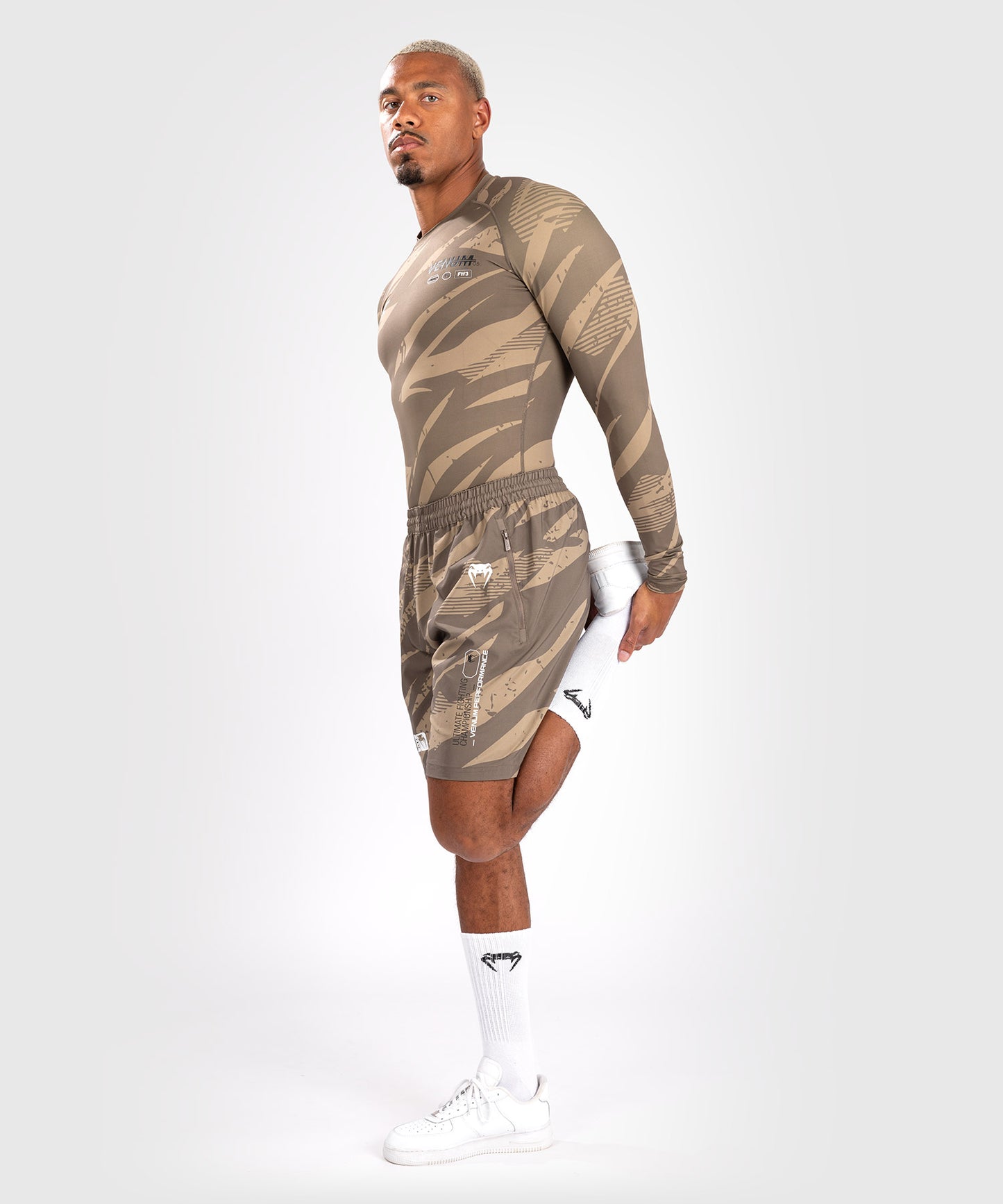 Short de Performance pour Hommes UFC Adrenaline by Venum Fight Week - Desert Camo