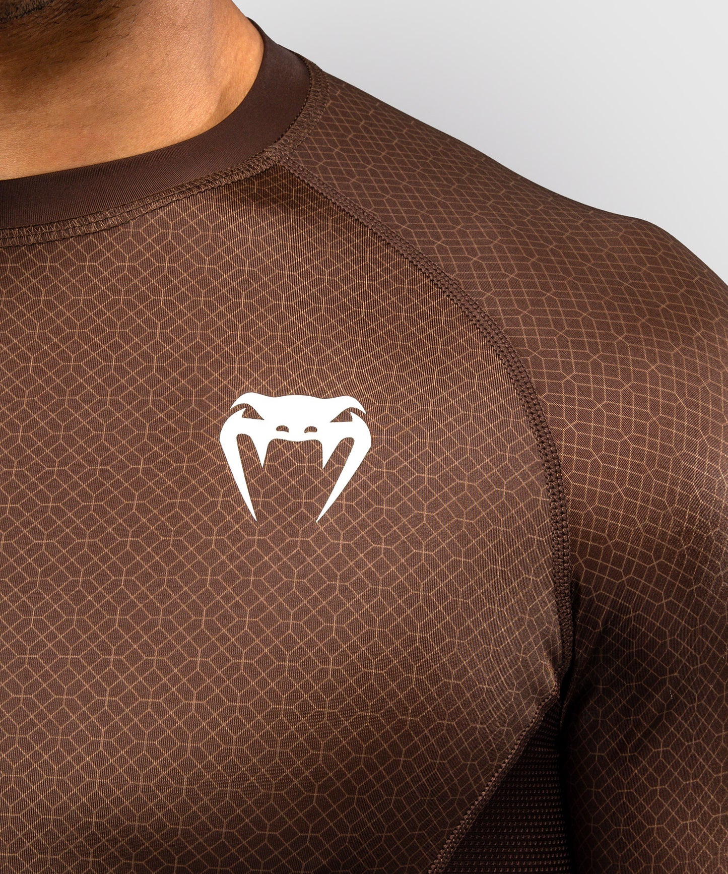 Venum x Roger Gracie Academy Rashguard a Maniche Corte - Marrone Scuro