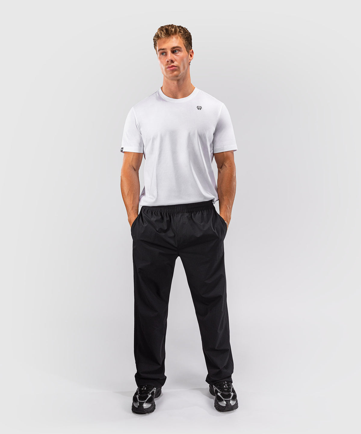 Pantalon droit Venum Essential Woven Straight - Noir