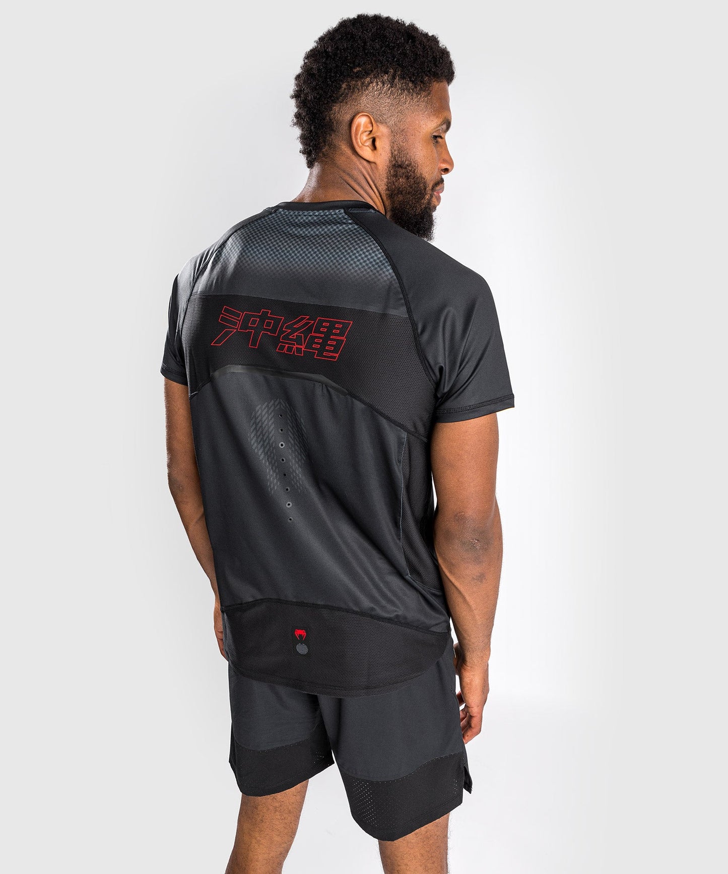 Dry Tech T-Shirt - Kurze Ärmel - Venum Okinawa 3.0 - Schwarz/Rot