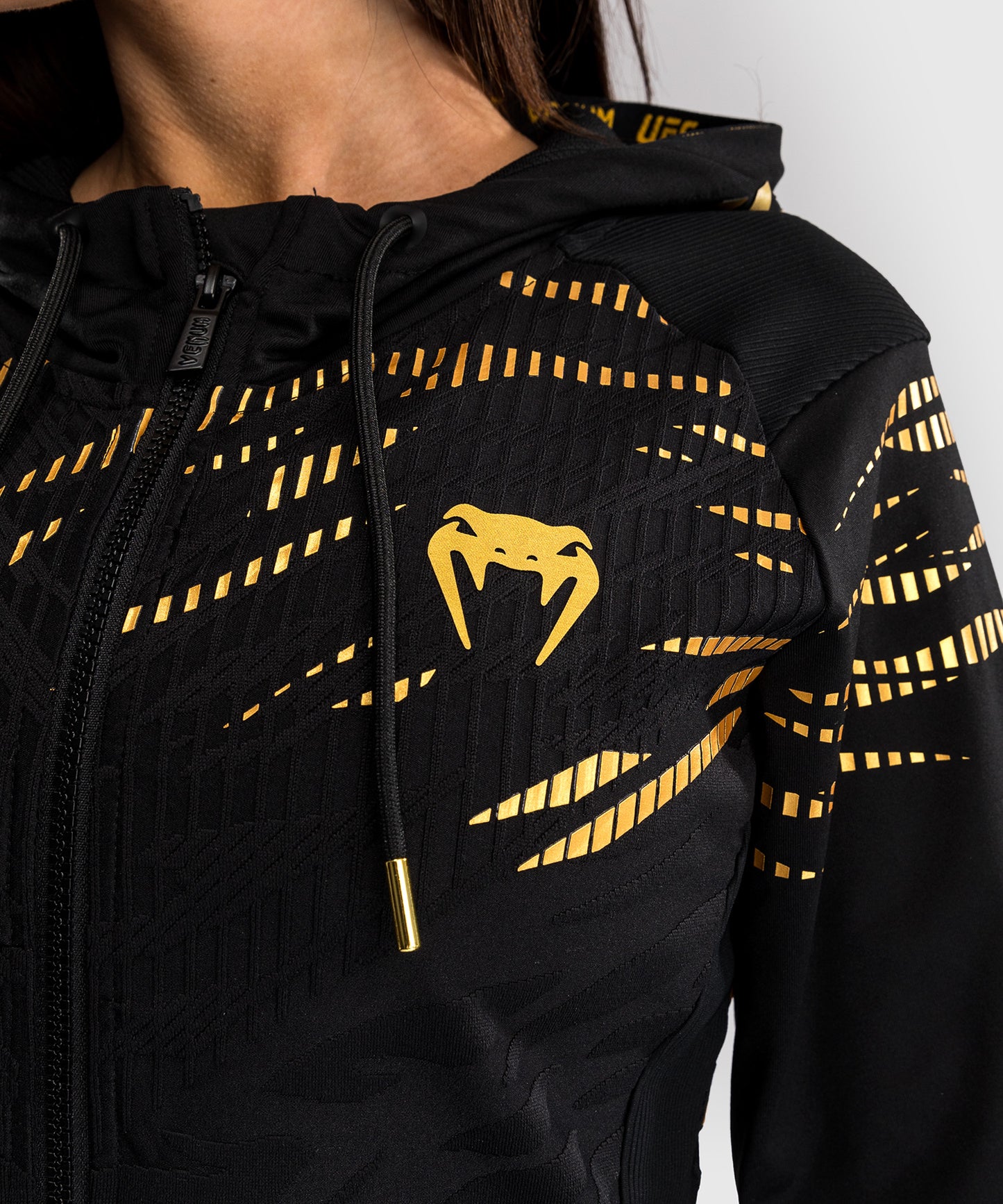UFC Fusion by Venum Authentic Fight Night Damen Walkout Hoodie - Champion