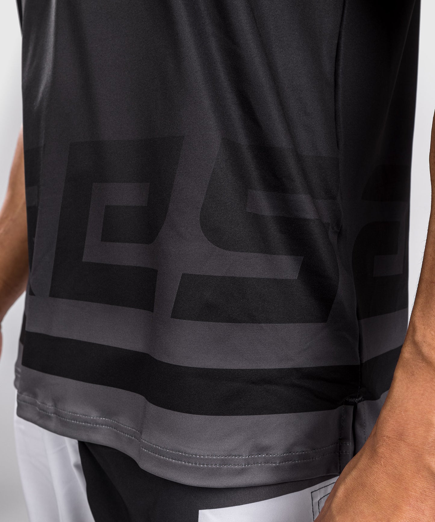 Venum x Ares Dry Tech Polo Shirt - Schwarz