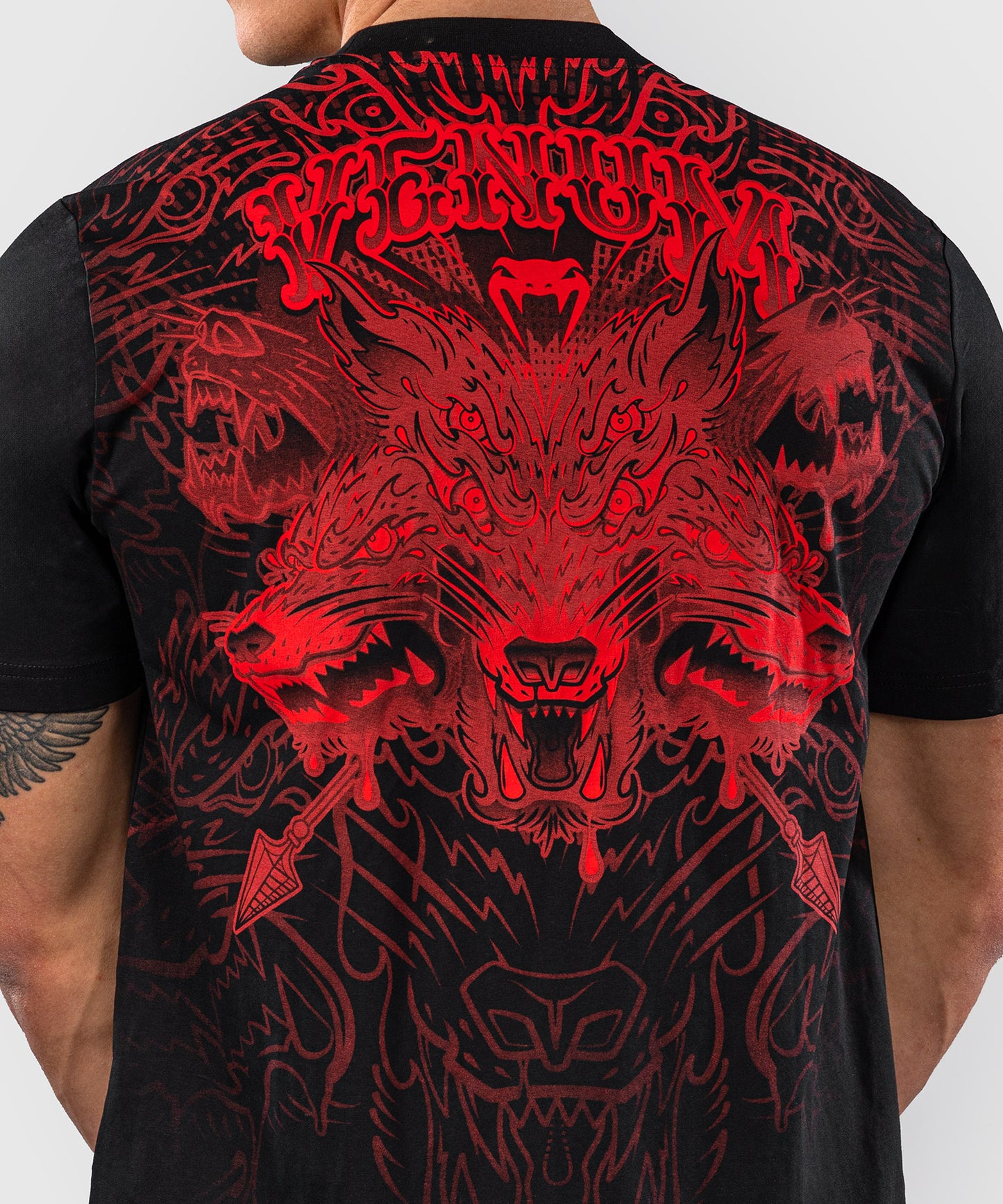 Venum Wolf Atak T-Shirt – Schwarz/Rot