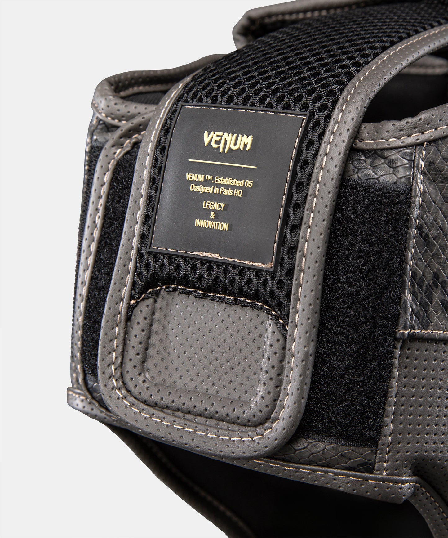 Casque de protection Venum Impact Evo Scales – Gris Foncé