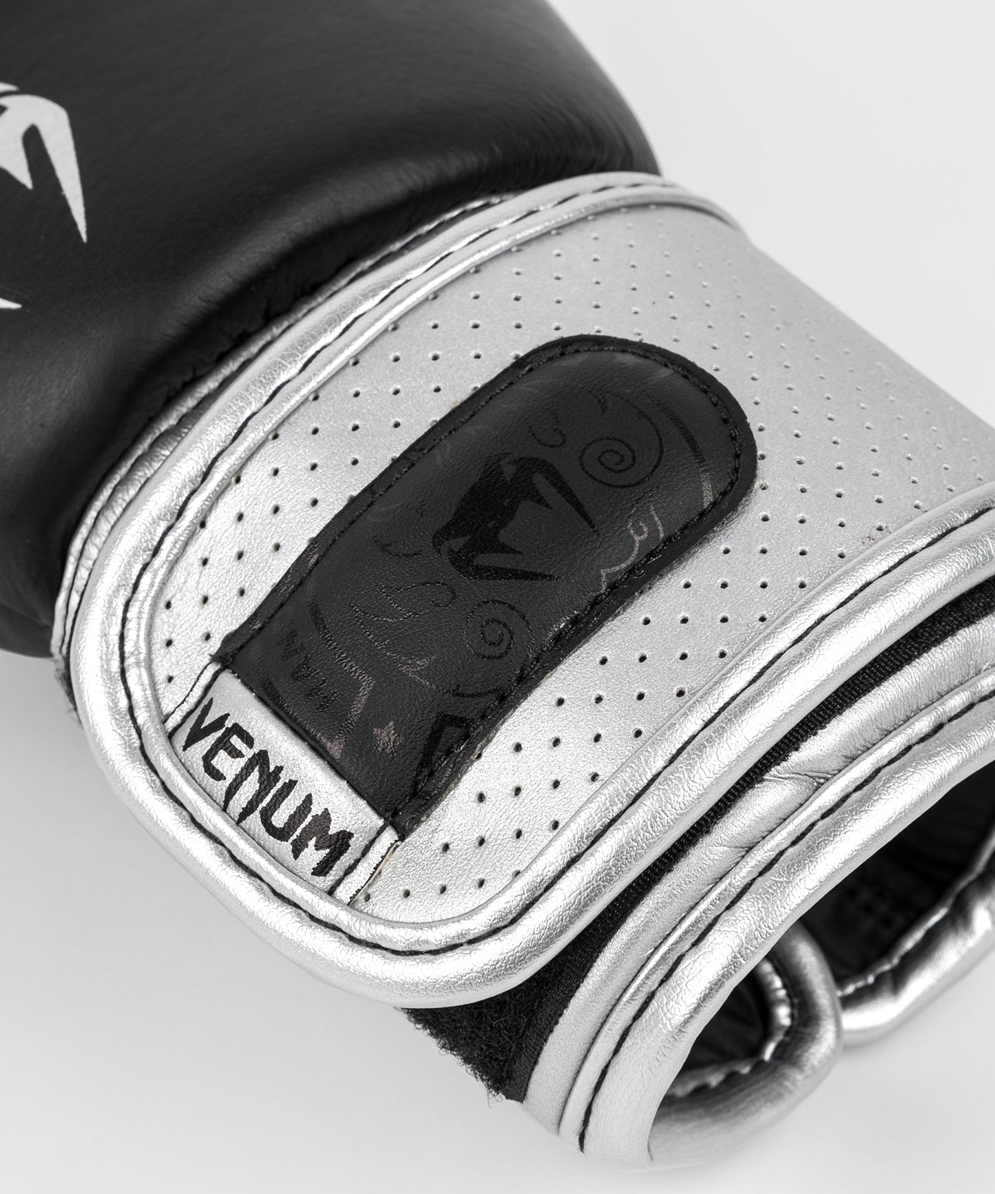 Venum Power 2.0 Boxhandschuhe - Schwarz/Gold