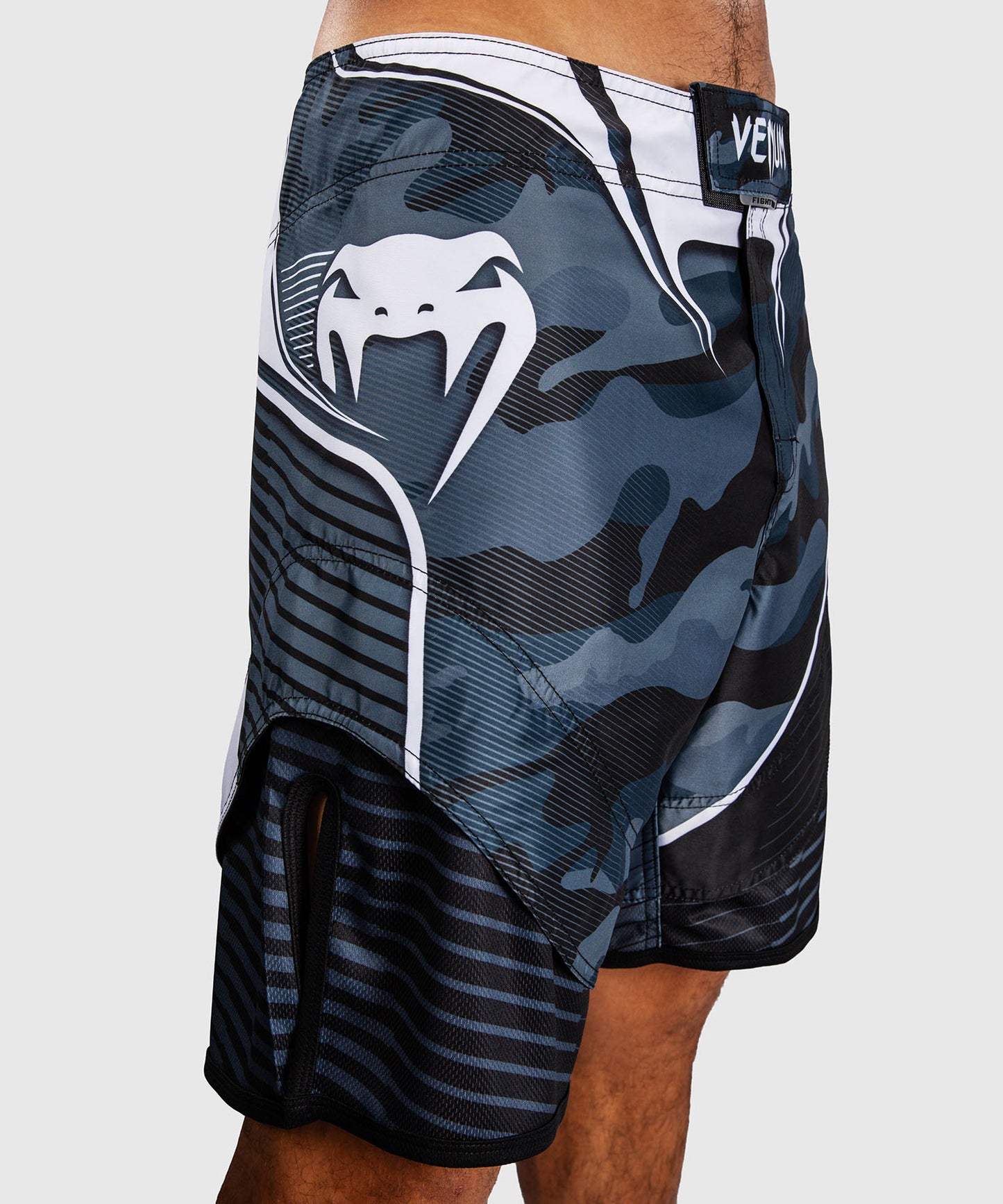 Venum Camo Hero Short de Combate - Azul Marino Oscuro/Azul