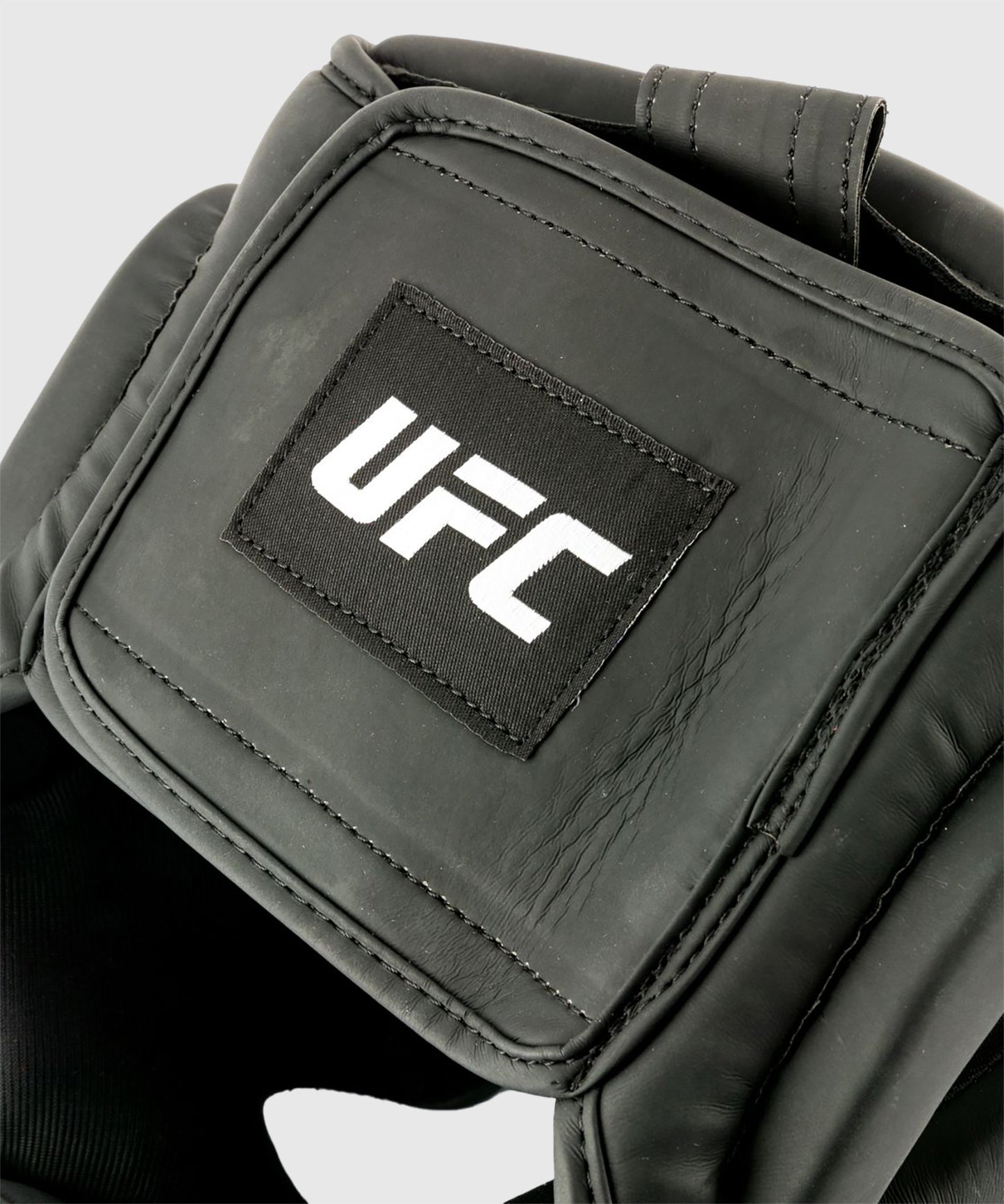 Intermix UFC Kopfschutz – Schwarz