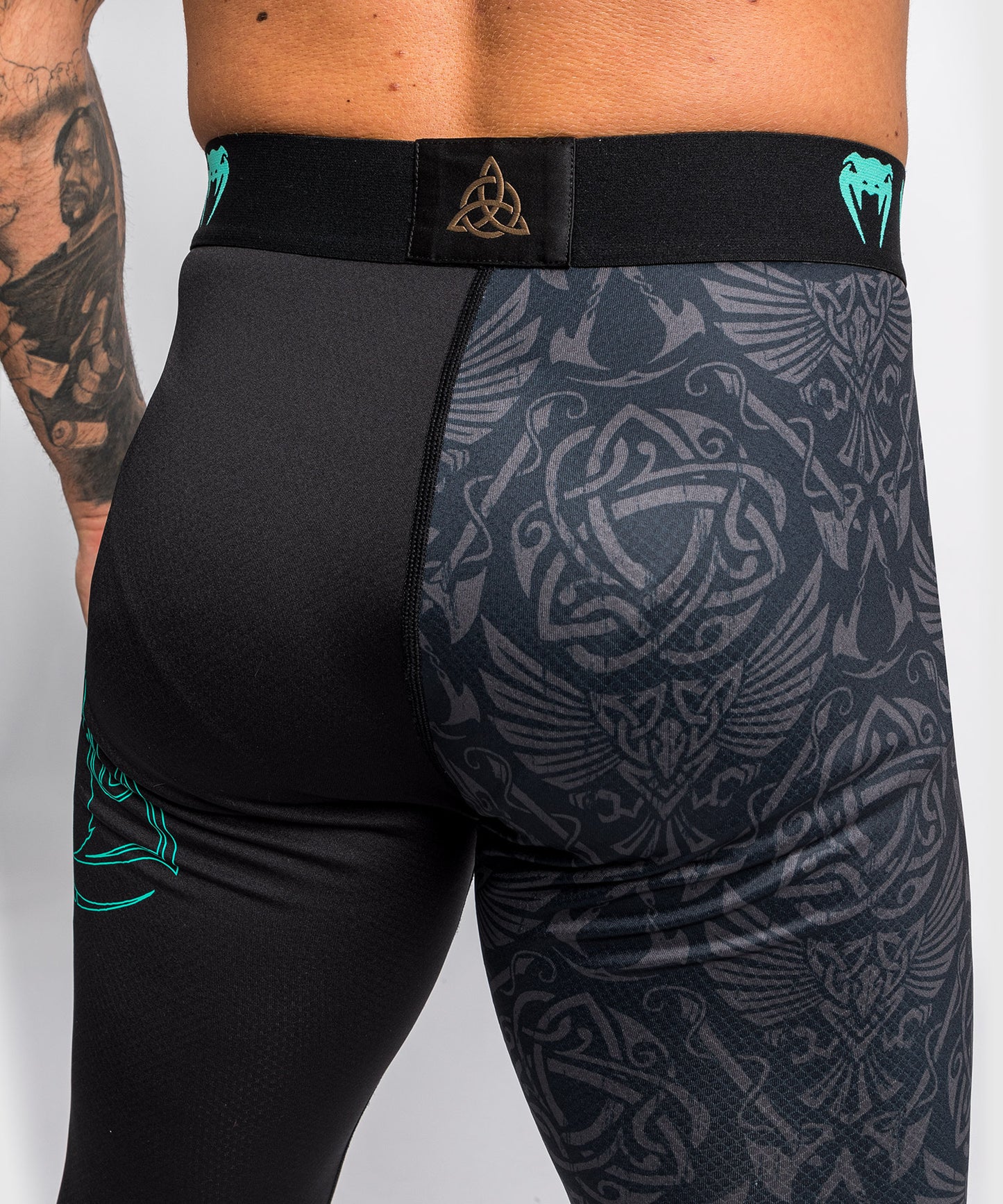 Pantalones de Compresión Venum Assassin's Creed Reloaded - Negro