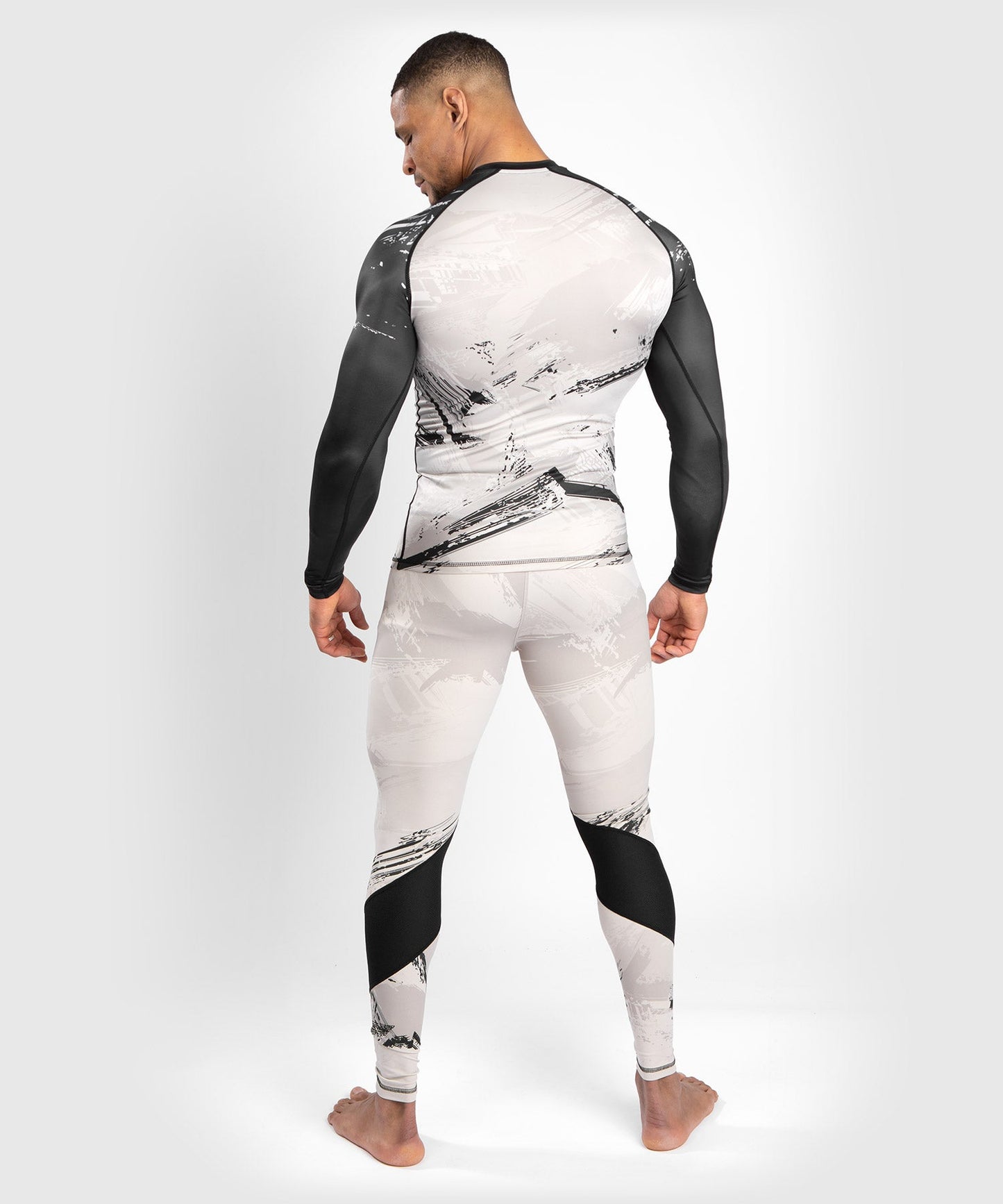 T-Shirt de Compression UFC Venum Authentic Fight Week 2.0 - Sable/Noir