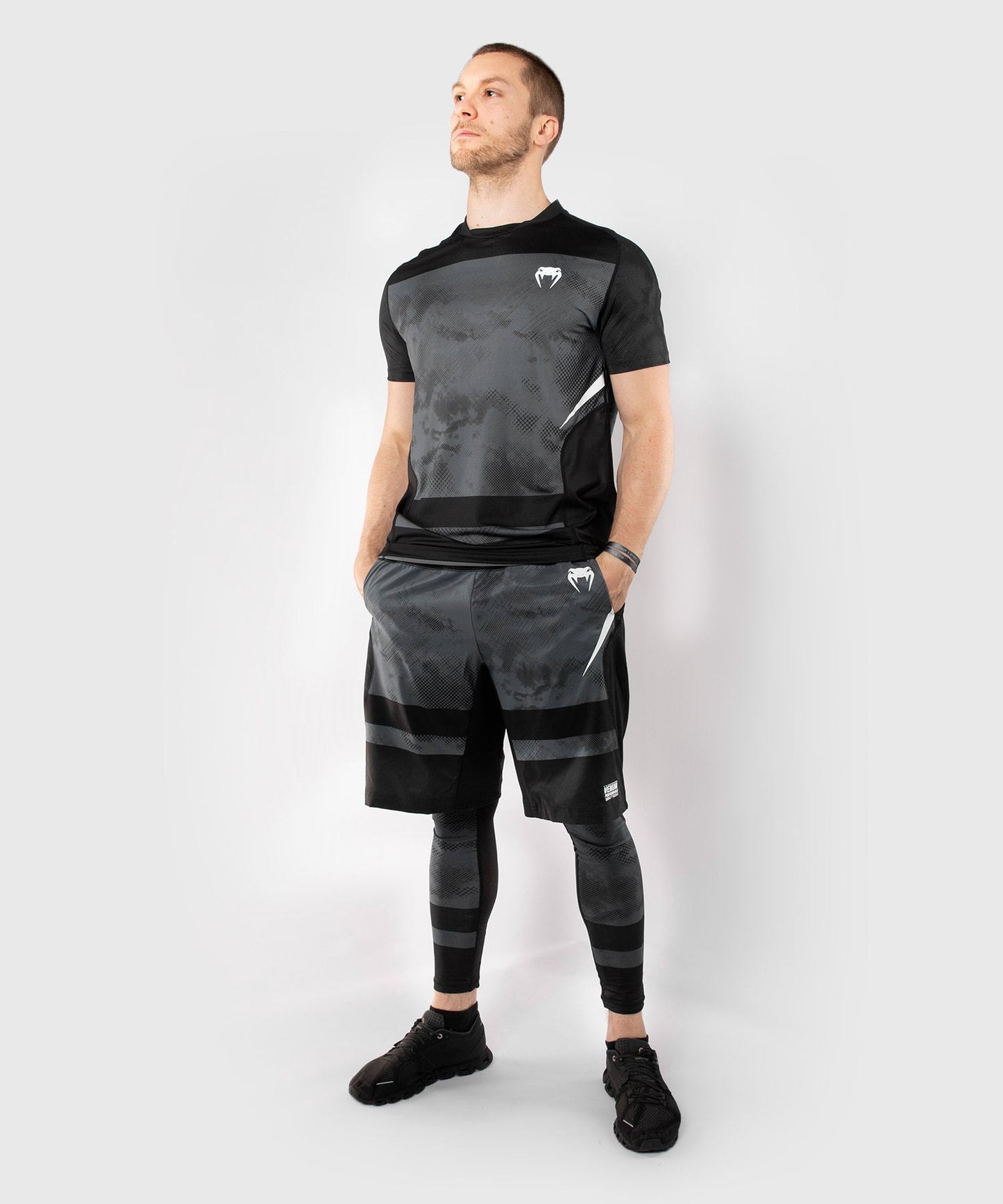 Fightshort Venum Sky247 - Noir/Gris