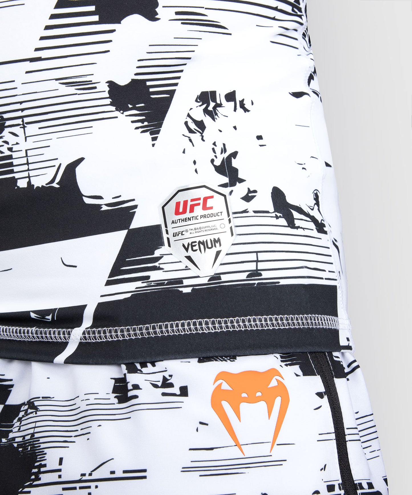 Rashguard manches longues Performance Homme UFC Zenith by Venum Authentic Fight Week - Blanc
